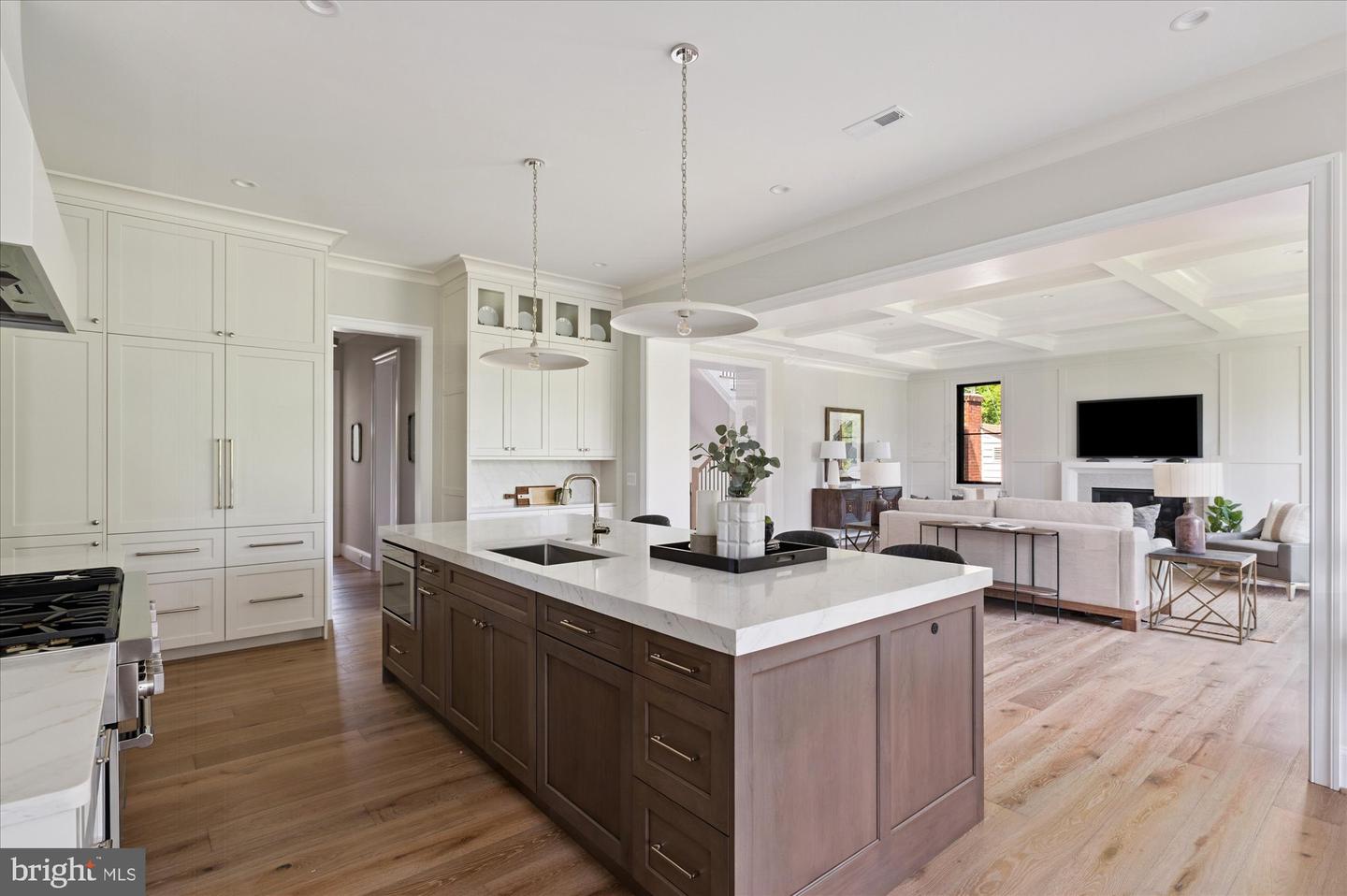 3609 N UPLAND ST, ARLINGTON, Virginia 22207, 6 Bedrooms Bedrooms, ,6 BathroomsBathrooms,Residential,For sale,3609 N UPLAND ST,VAAR2053048 MLS # VAAR2053048