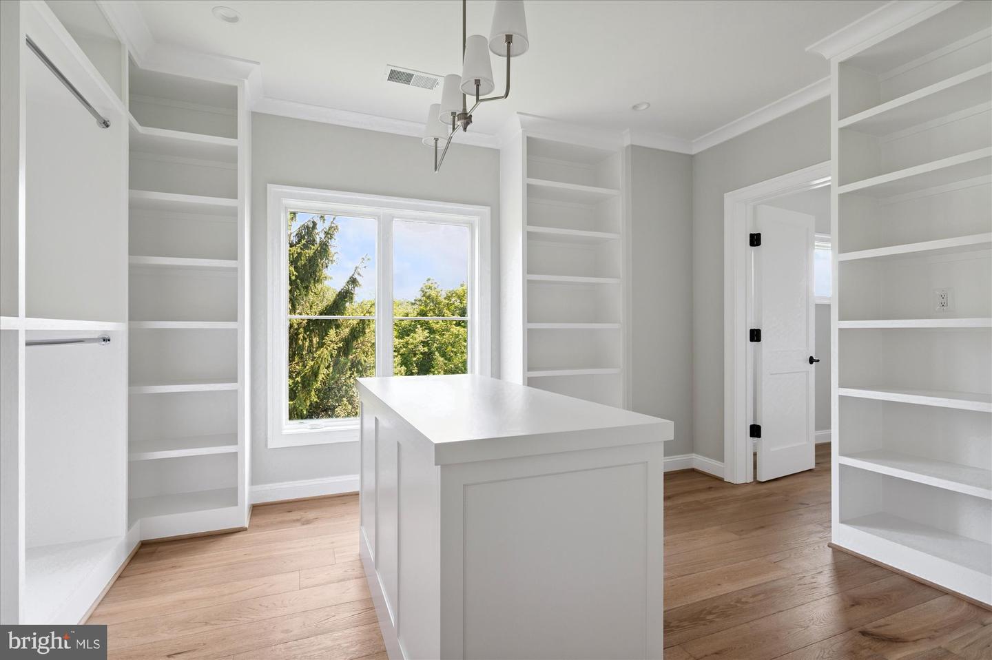3609 N UPLAND ST, ARLINGTON, Virginia 22207, 6 Bedrooms Bedrooms, ,6 BathroomsBathrooms,Residential,For sale,3609 N UPLAND ST,VAAR2053048 MLS # VAAR2053048