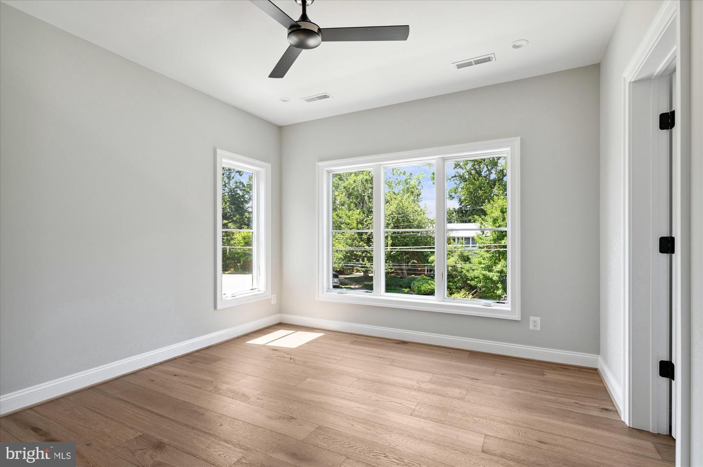 3609 N UPLAND ST, ARLINGTON, Virginia 22207, 6 Bedrooms Bedrooms, ,6 BathroomsBathrooms,Residential,For sale,3609 N UPLAND ST,VAAR2053048 MLS # VAAR2053048