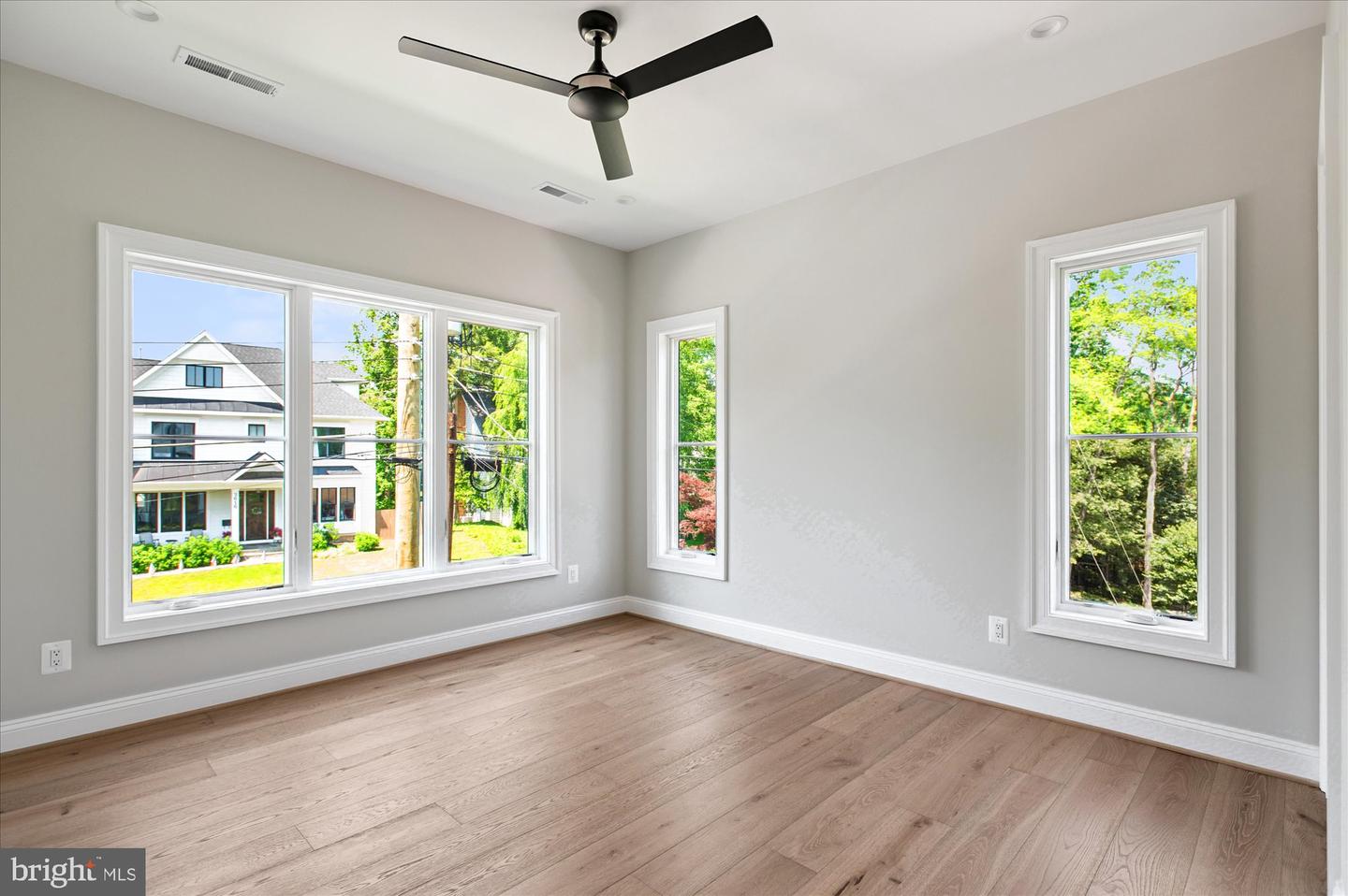 3609 N UPLAND ST, ARLINGTON, Virginia 22207, 6 Bedrooms Bedrooms, ,6 BathroomsBathrooms,Residential,For sale,3609 N UPLAND ST,VAAR2053048 MLS # VAAR2053048