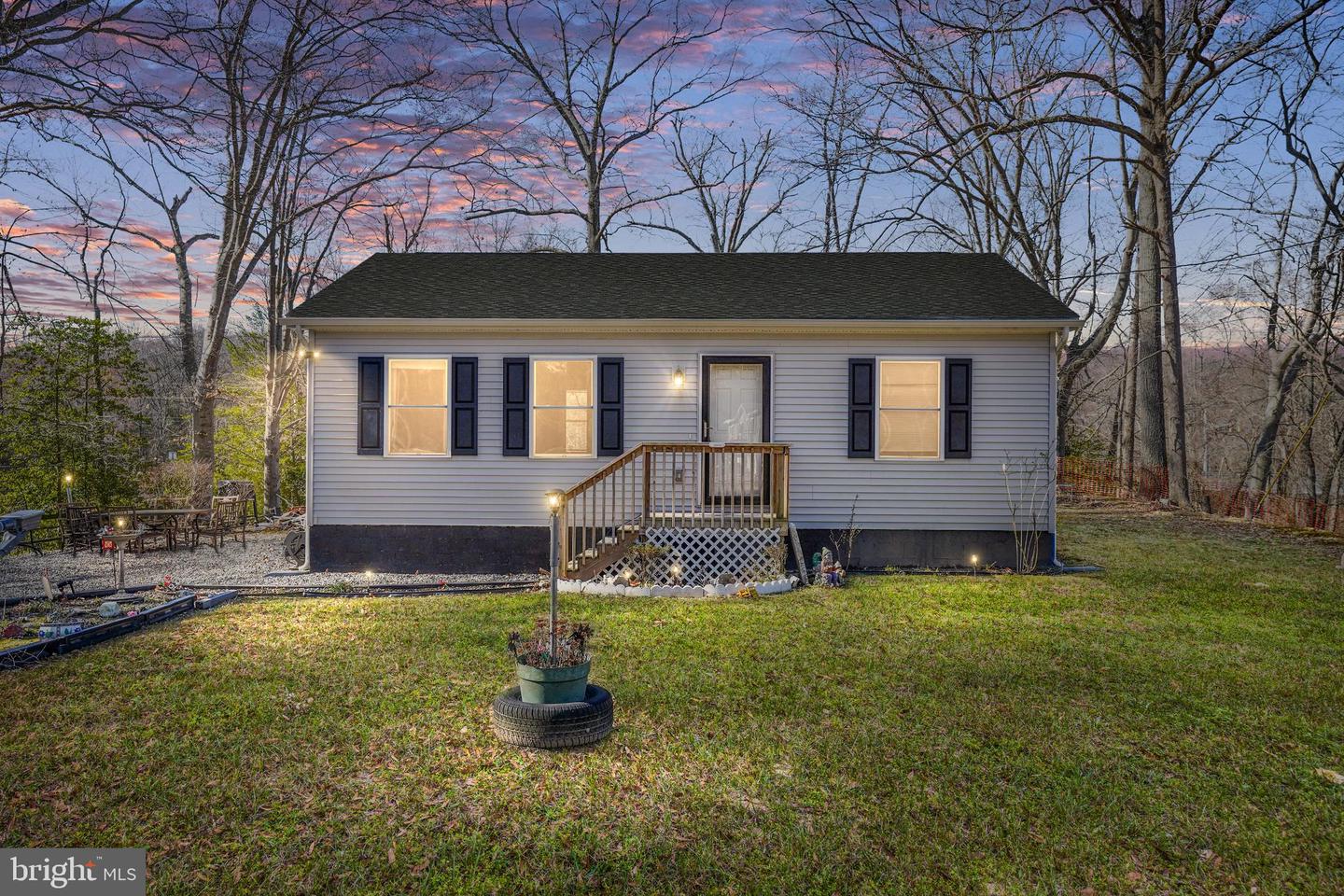 11019 COZY CT, KING GEORGE, Virginia 22485, 3 Bedrooms Bedrooms, ,2 BathroomsBathrooms,Residential,For sale,11019 COZY CT,VAKG2006114 MLS # VAKG2006114