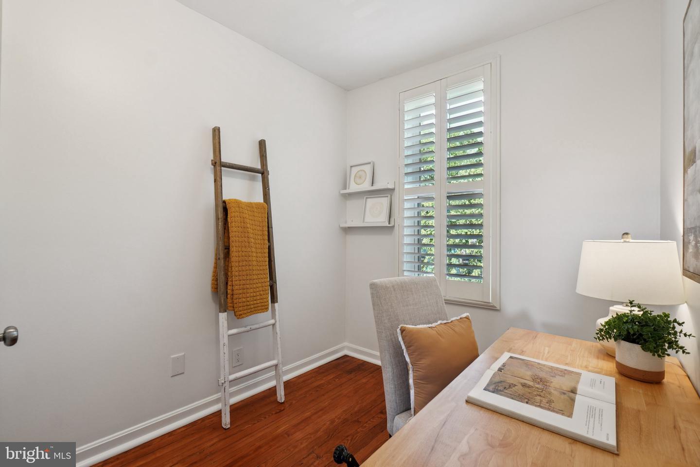 106 15TH ST SE, WASHINGTON, District Of Columbia 20003, 4 Bedrooms Bedrooms, ,2 BathroomsBathrooms,Residential,For sale,106 15TH ST SE,DCDC2189318 MLS # DCDC2189318
