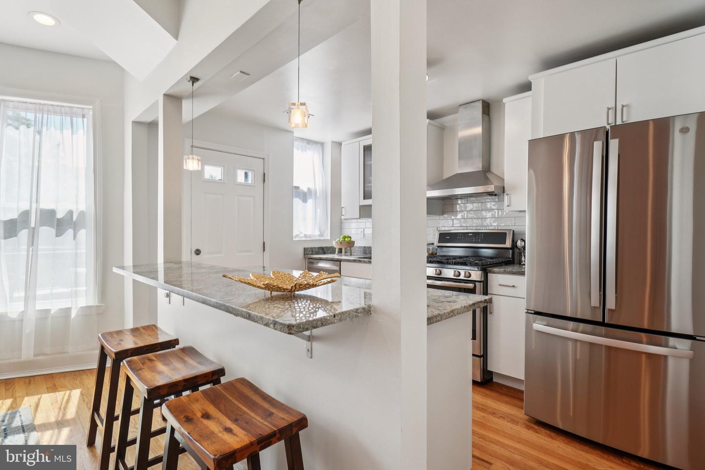 106 15TH ST SE, WASHINGTON, District Of Columbia 20003, 4 Bedrooms Bedrooms, ,2 BathroomsBathrooms,Residential,For sale,106 15TH ST SE,DCDC2189318 MLS # DCDC2189318
