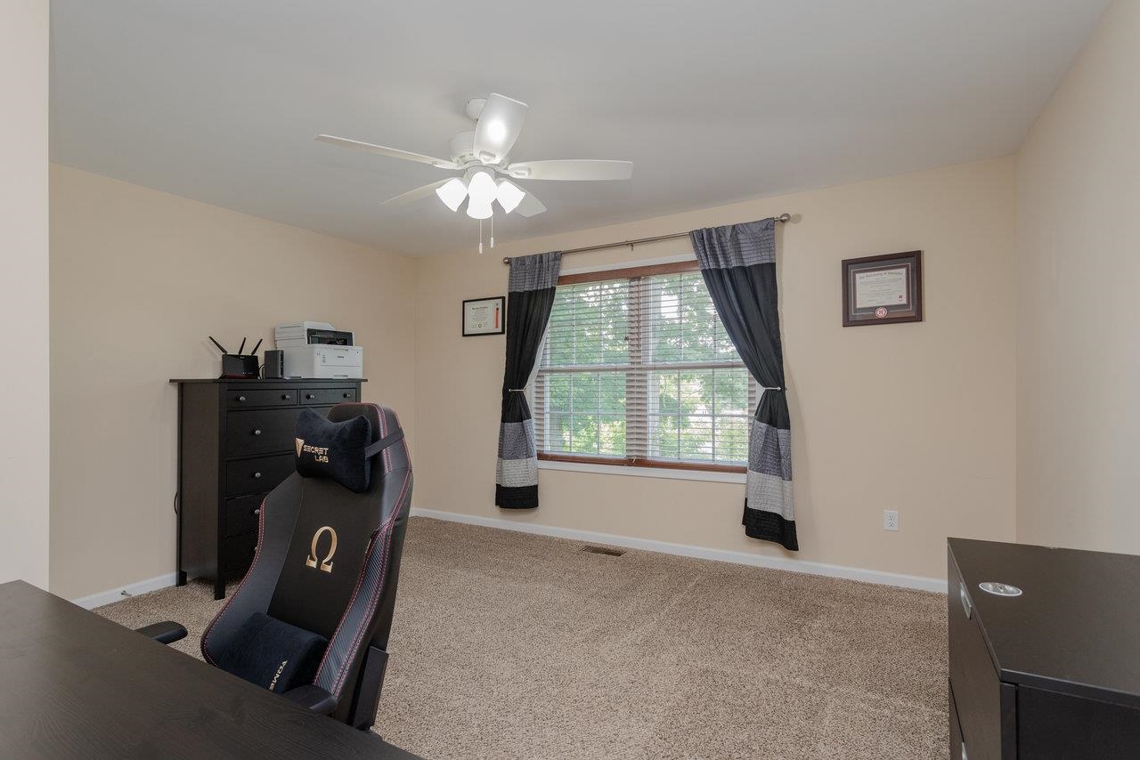 106 AUGUSTA AVE, GROTTOES, Virginia 24441, 3 Bedrooms Bedrooms, ,2 BathroomsBathrooms,Residential,106 AUGUSTA AVE,666195 MLS # 666195
