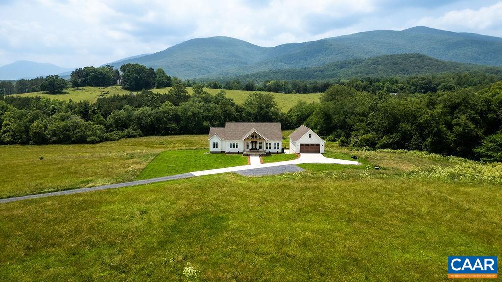 61 HILLSIDE LN, AFTON, Virginia 22920, 5 Bedrooms Bedrooms, ,4 BathroomsBathrooms,Residential,61 HILLSIDE LN,666196 MLS # 666196