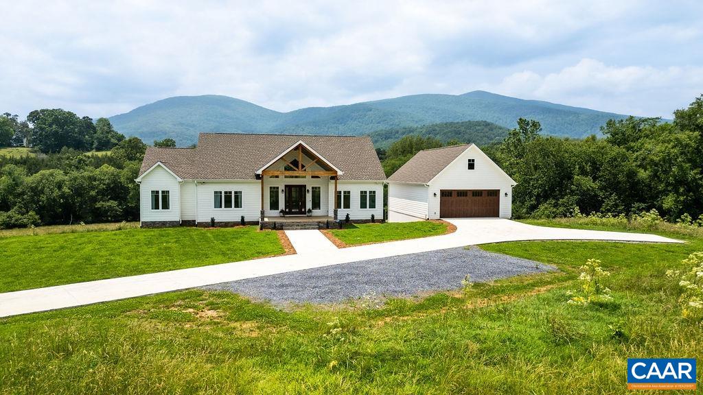 61 HILLSIDE LN, AFTON, Virginia 22920, 5 Bedrooms Bedrooms, ,4 BathroomsBathrooms,Residential,61 HILLSIDE LN,666196 MLS # 666196