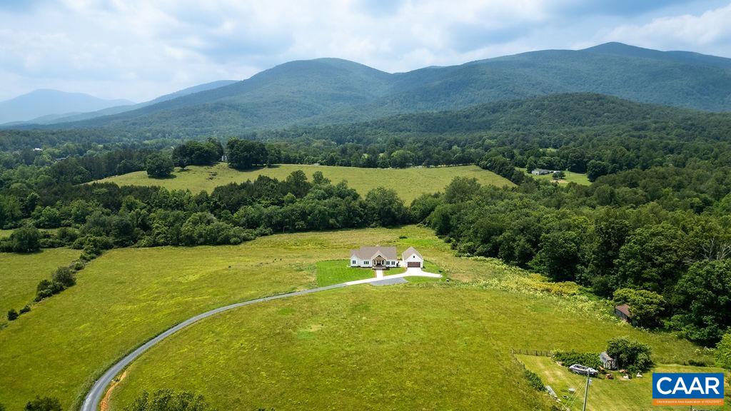 61 HILLSIDE LN, AFTON, Virginia 22920, 5 Bedrooms Bedrooms, ,4 BathroomsBathrooms,Residential,61 HILLSIDE LN,666196 MLS # 666196