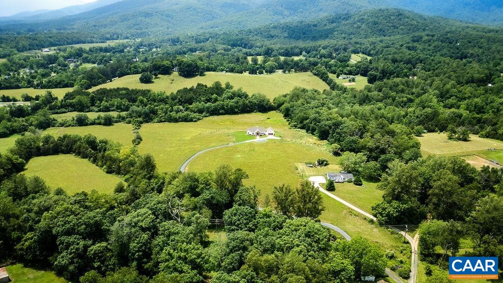 61 HILLSIDE LN, AFTON, Virginia 22920, 5 Bedrooms Bedrooms, ,4 BathroomsBathrooms,Residential,61 HILLSIDE LN,666196 MLS # 666196