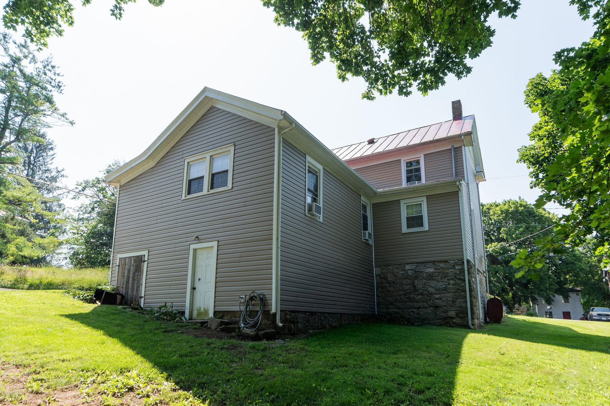 3681 MIDDLEBROOK VILLAGE RD, MIDDLEBROOK, Virginia 24459, 4 Bedrooms Bedrooms, ,2 BathroomsBathrooms,Residential,3681 MIDDLEBROOK VILLAGE RD,666199 MLS # 666199