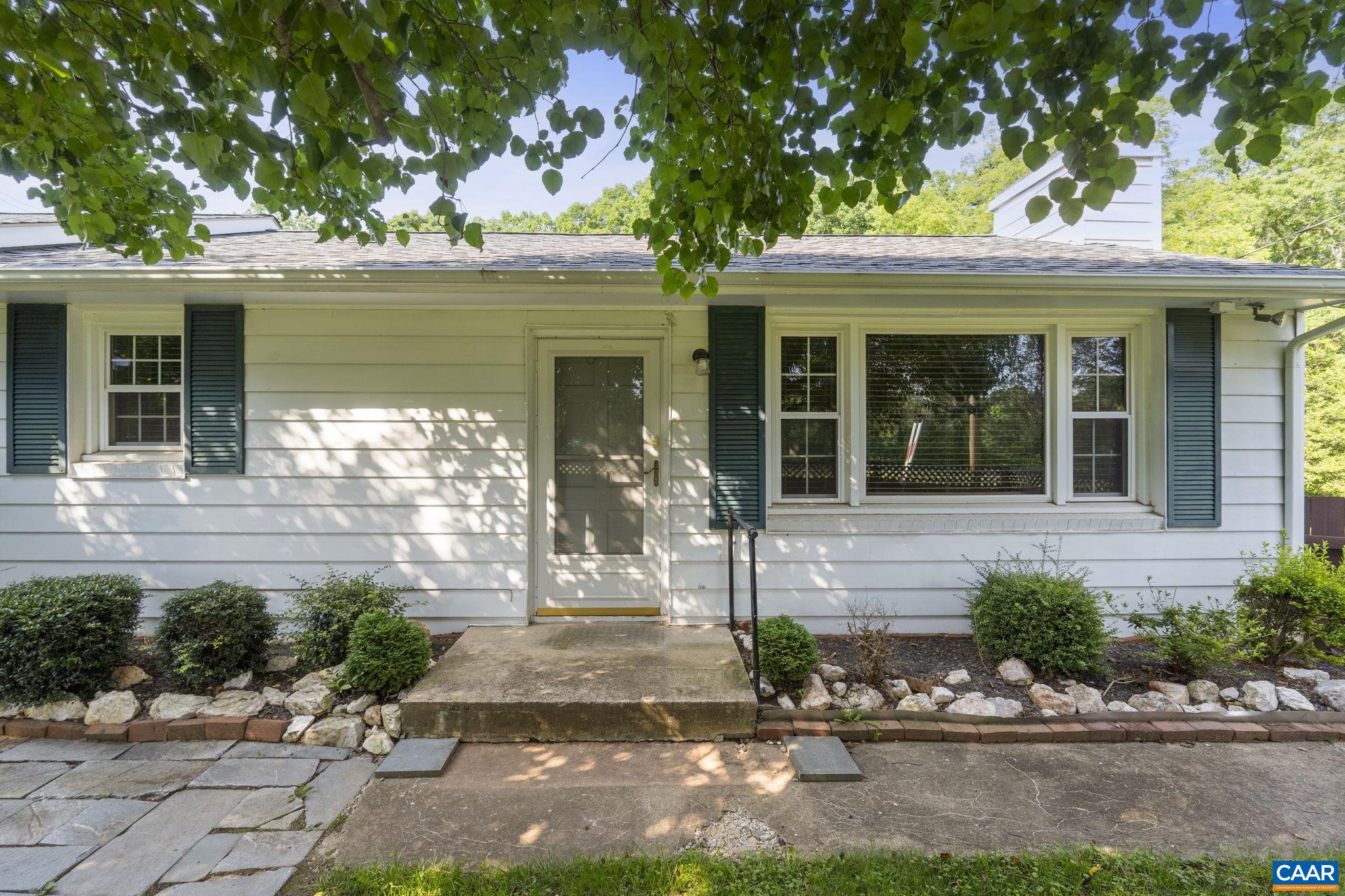 1562 THOMAS JEFFERSON PKWY, CHARLOTTESVILLE, Virginia 22901, 3 Bedrooms Bedrooms, ,2 BathroomsBathrooms,Residential,1562 THOMAS JEFFERSON PKWY,666200 MLS # 666200