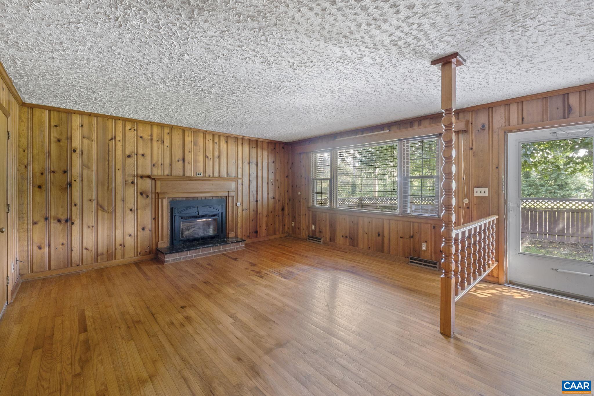 1562 THOMAS JEFFERSON PKWY, CHARLOTTESVILLE, Virginia 22901, 3 Bedrooms Bedrooms, ,2 BathroomsBathrooms,Residential,1562 THOMAS JEFFERSON PKWY,666200 MLS # 666200