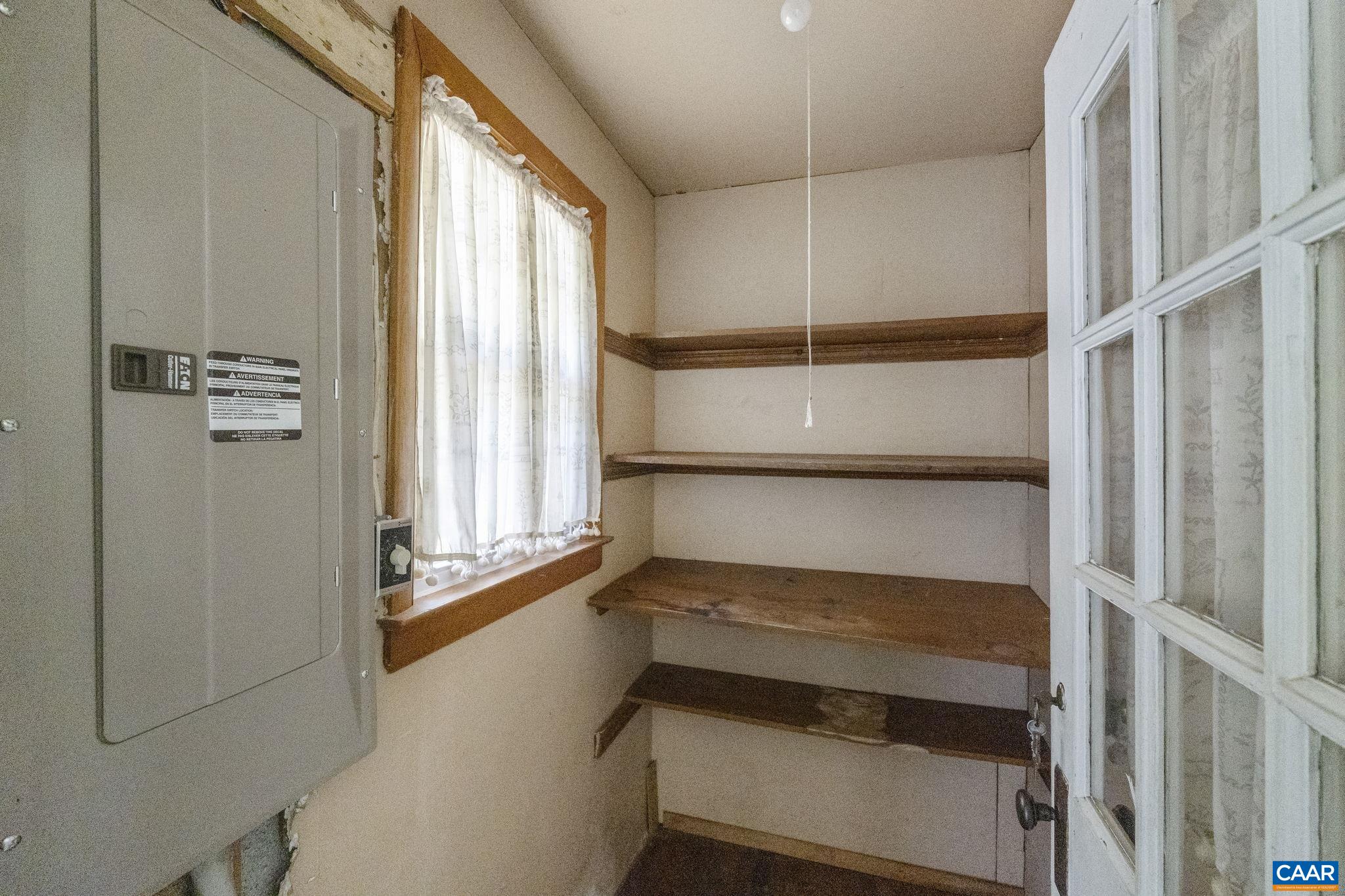 1562 THOMAS JEFFERSON PKWY, CHARLOTTESVILLE, Virginia 22901, 3 Bedrooms Bedrooms, ,2 BathroomsBathrooms,Residential,1562 THOMAS JEFFERSON PKWY,666200 MLS # 666200