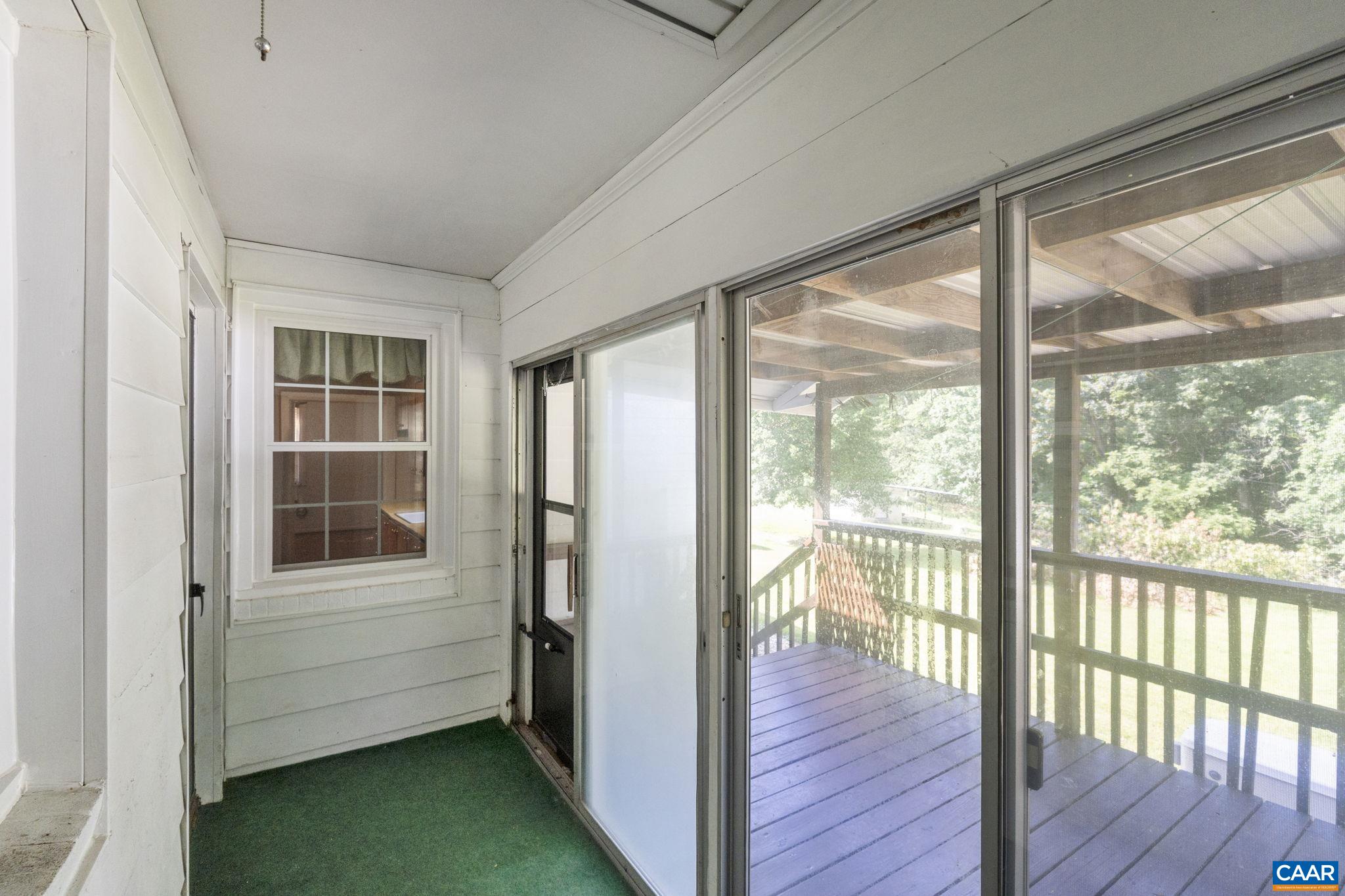 1562 THOMAS JEFFERSON PKWY, CHARLOTTESVILLE, Virginia 22901, 3 Bedrooms Bedrooms, ,2 BathroomsBathrooms,Residential,1562 THOMAS JEFFERSON PKWY,666200 MLS # 666200