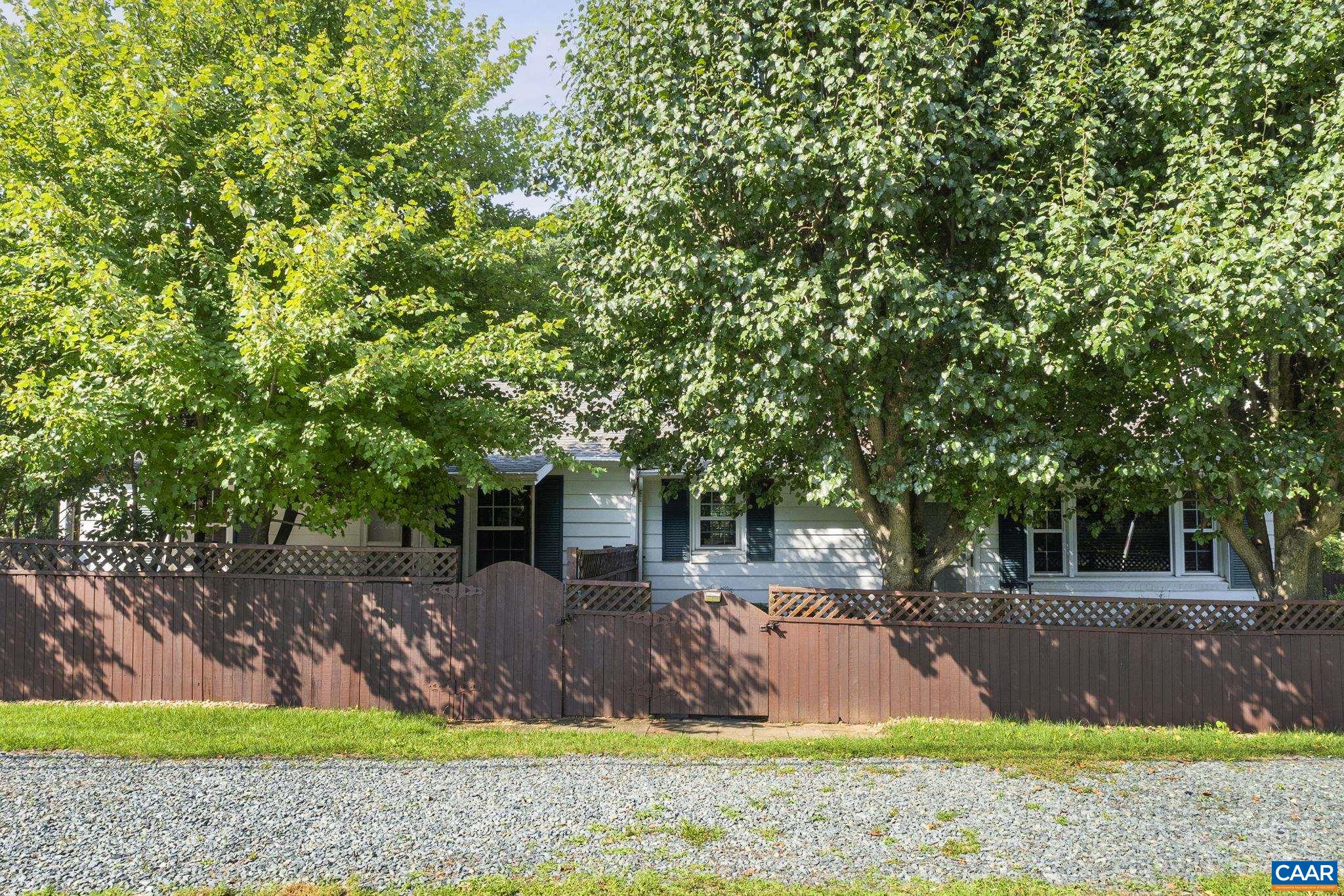 1562 THOMAS JEFFERSON PKWY, CHARLOTTESVILLE, Virginia 22901, 3 Bedrooms Bedrooms, ,2 BathroomsBathrooms,Residential,1562 THOMAS JEFFERSON PKWY,666200 MLS # 666200