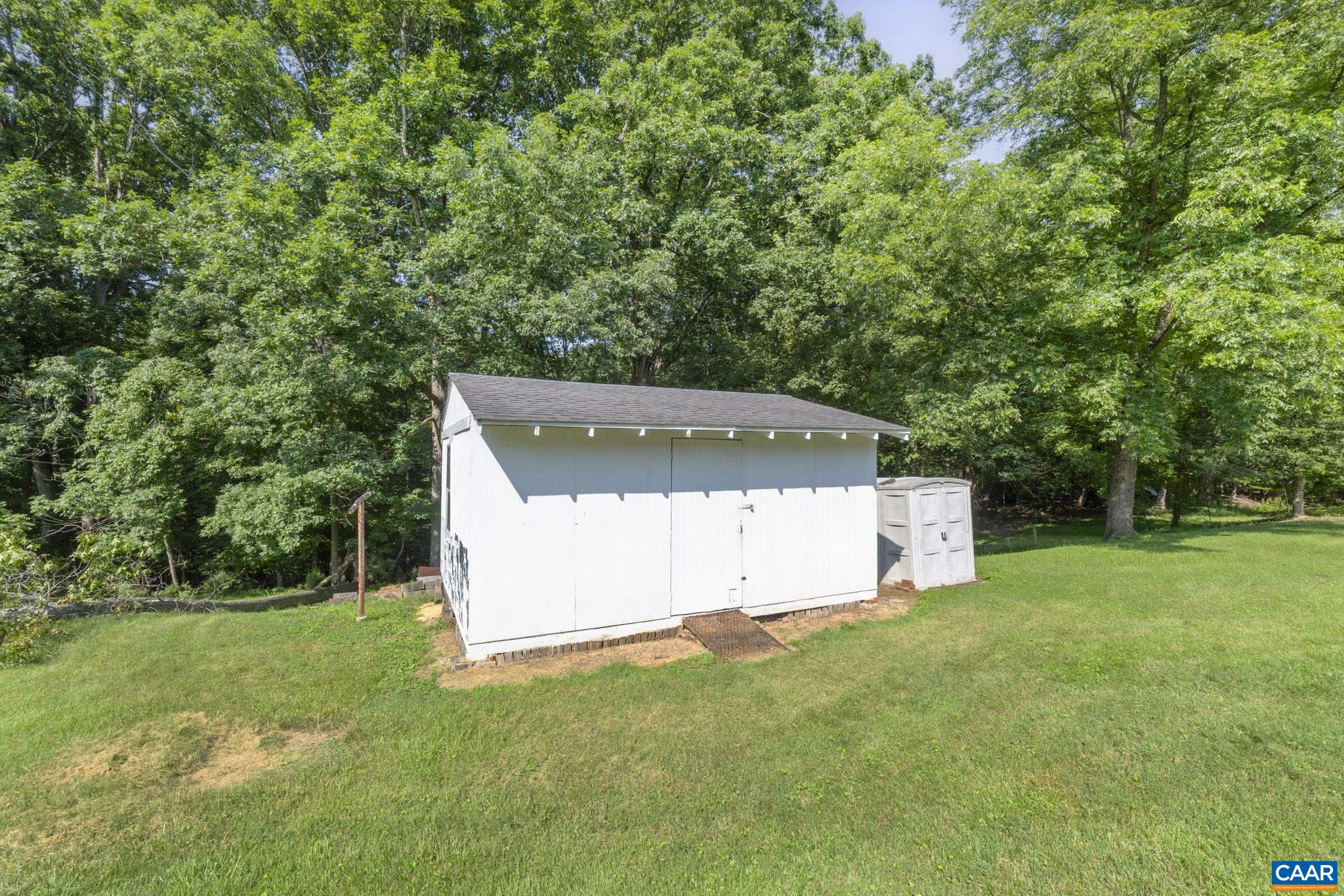 1562 THOMAS JEFFERSON PKWY, CHARLOTTESVILLE, Virginia 22901, 3 Bedrooms Bedrooms, ,2 BathroomsBathrooms,Residential,1562 THOMAS JEFFERSON PKWY,666200 MLS # 666200