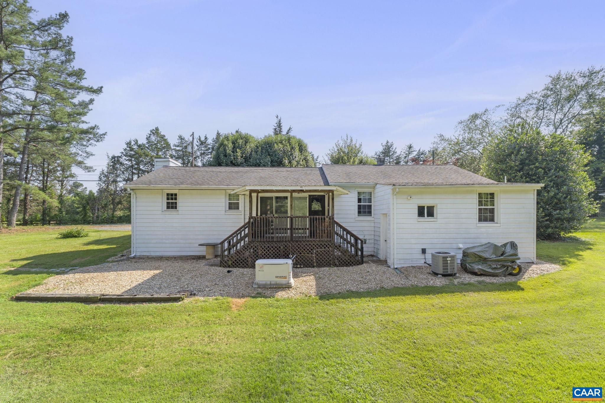 1562 THOMAS JEFFERSON PKWY, CHARLOTTESVILLE, Virginia 22901, 3 Bedrooms Bedrooms, ,2 BathroomsBathrooms,Residential,1562 THOMAS JEFFERSON PKWY,666200 MLS # 666200