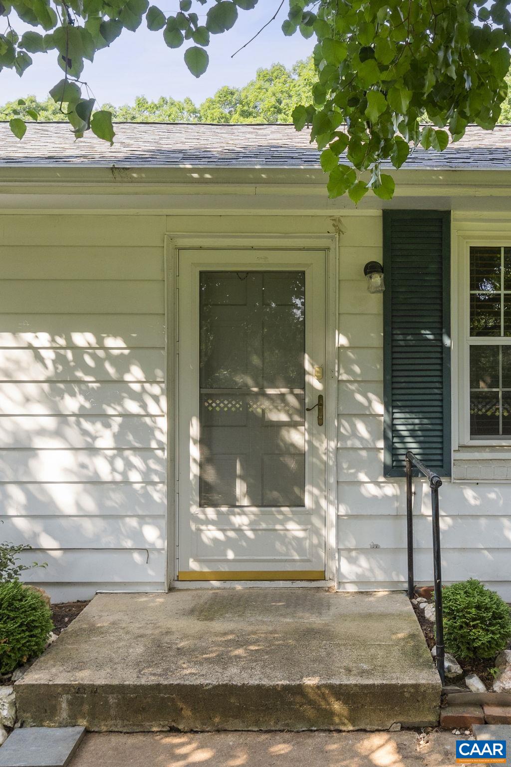 1562 THOMAS JEFFERSON PKWY, CHARLOTTESVILLE, Virginia 22901, 3 Bedrooms Bedrooms, ,2 BathroomsBathrooms,Residential,1562 THOMAS JEFFERSON PKWY,666200 MLS # 666200