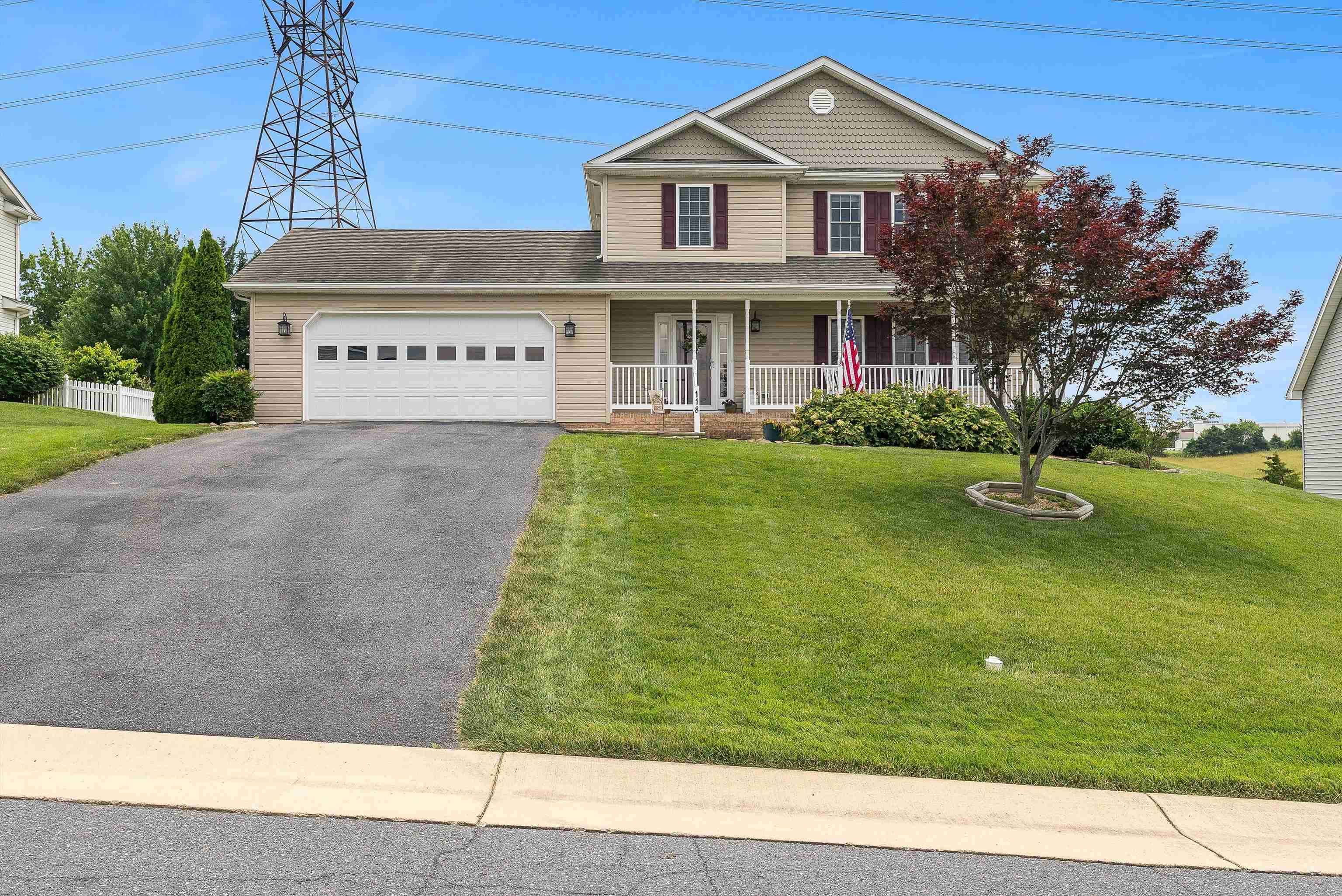 118 WEXFORD ST, STAUNTON, Virginia 24401, 3 Bedrooms Bedrooms, ,2 BathroomsBathrooms,Residential,118 WEXFORD ST,666203 MLS # 666203