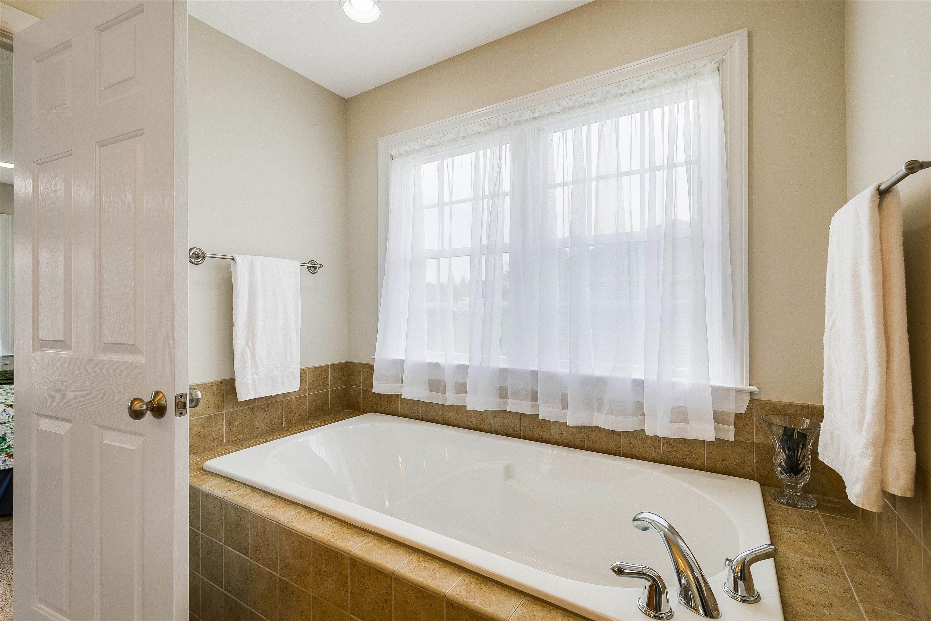 902 WATERTON ST, STAUNTON, Virginia 24401, 3 Bedrooms Bedrooms, ,2 BathroomsBathrooms,Residential,902 WATERTON ST,666204 MLS # 666204