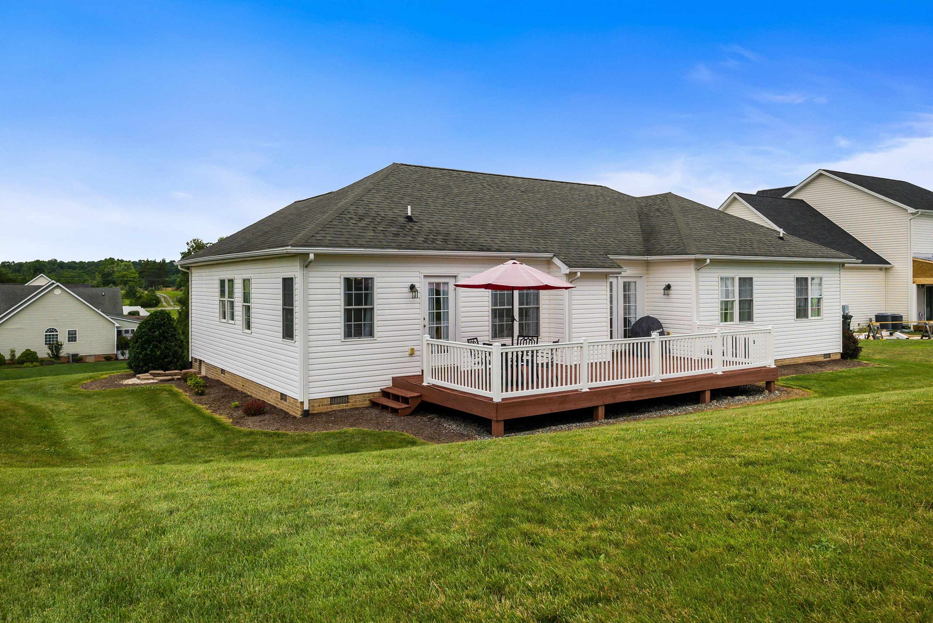 902 WATERTON ST, STAUNTON, Virginia 24401, 3 Bedrooms Bedrooms, ,2 BathroomsBathrooms,Residential,902 WATERTON ST,666204 MLS # 666204
