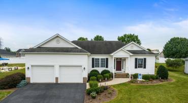902 WATERTON ST, STAUNTON, Virginia 24401, 3 Bedrooms Bedrooms, ,2 BathroomsBathrooms,Residential,902 WATERTON ST,666204 MLS # 666204