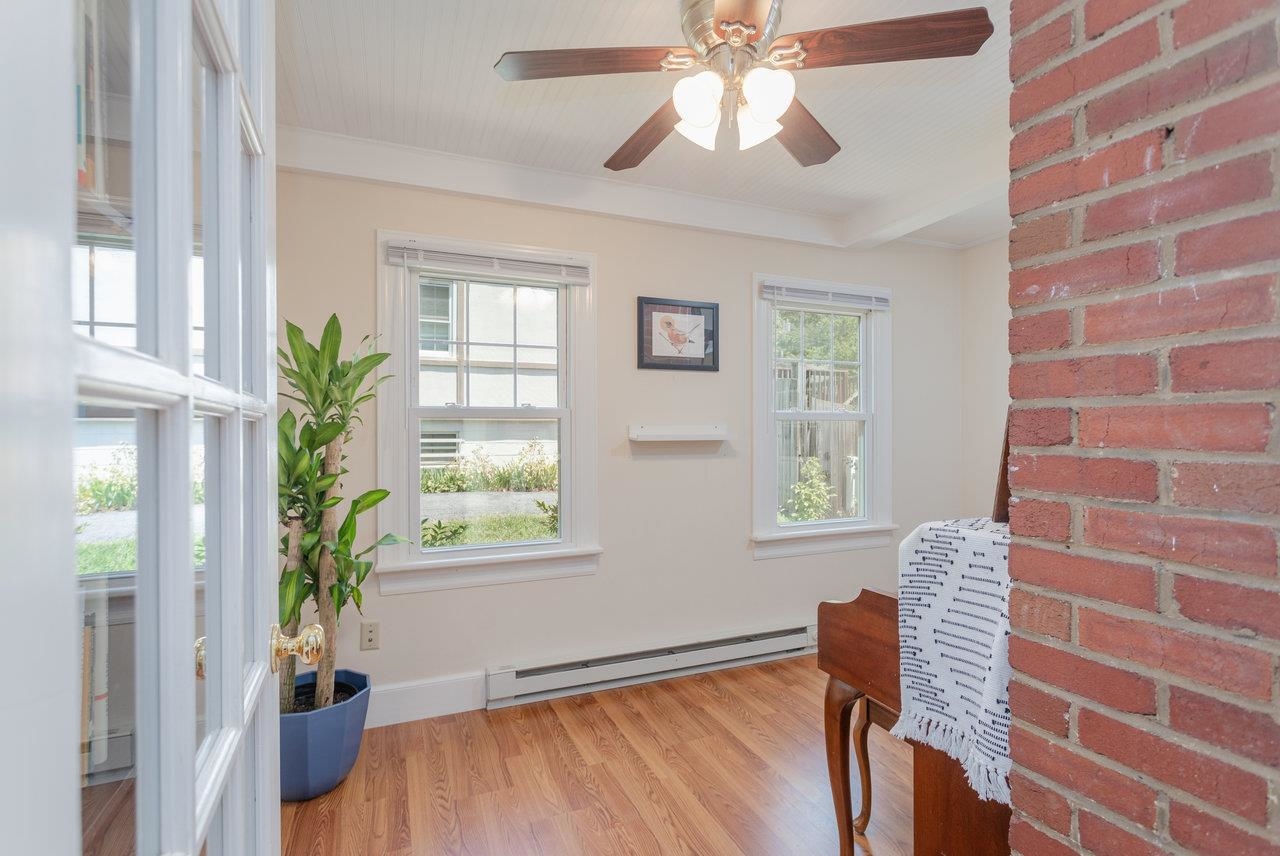 1450 BLUESTONE ST, HARRISONBURG, Virginia 22801, 3 Bedrooms Bedrooms, ,1 BathroomBathrooms,Residential,1450 BLUESTONE ST,666205 MLS # 666205