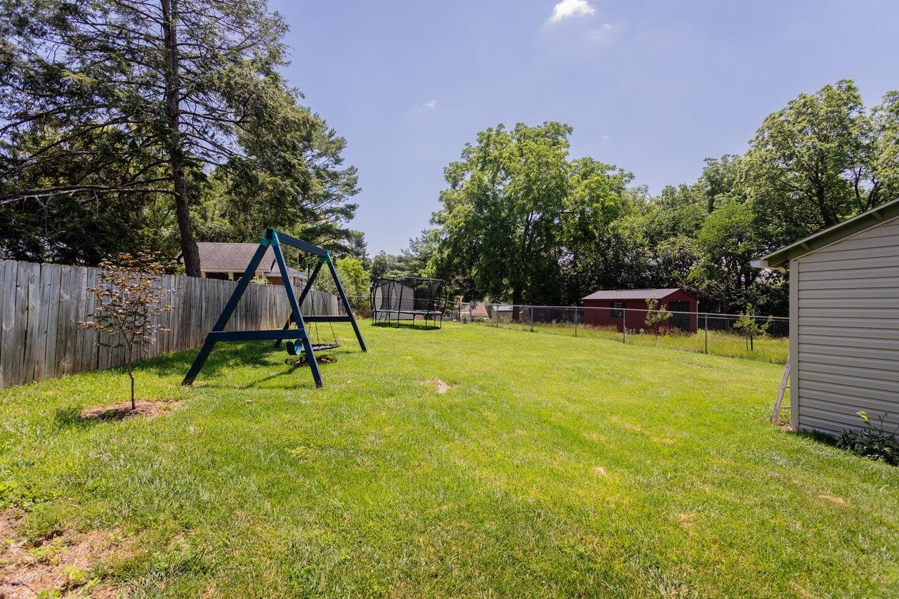 1450 BLUESTONE ST, HARRISONBURG, Virginia 22801, 3 Bedrooms Bedrooms, ,1 BathroomBathrooms,Residential,1450 BLUESTONE ST,666205 MLS # 666205