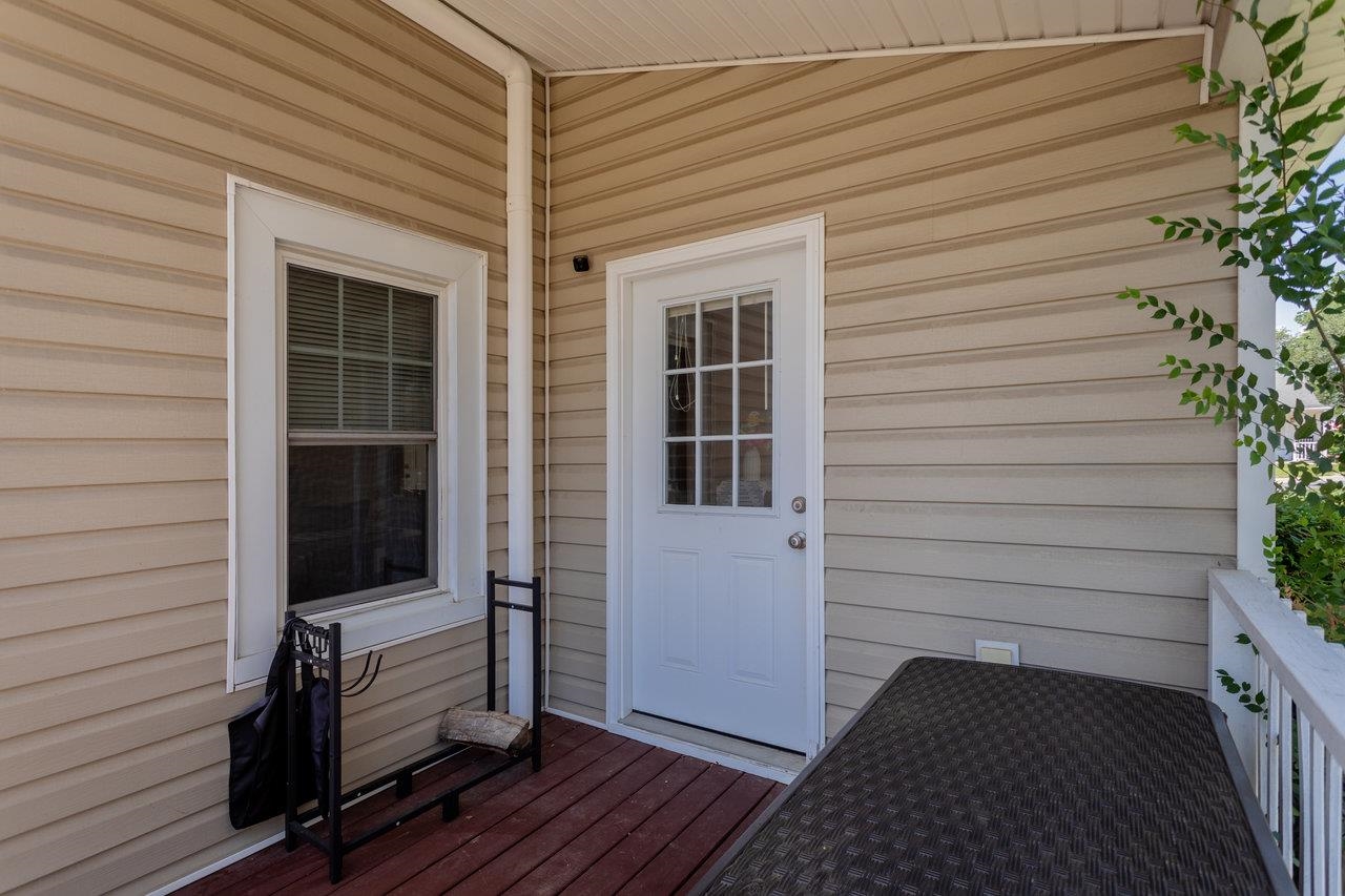 1450 BLUESTONE ST, HARRISONBURG, Virginia 22801, 3 Bedrooms Bedrooms, ,1 BathroomBathrooms,Residential,1450 BLUESTONE ST,666205 MLS # 666205