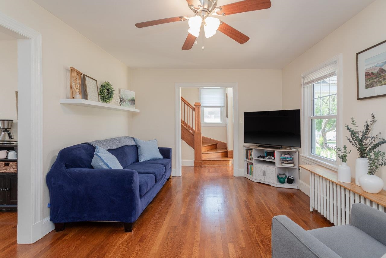 1450 BLUESTONE ST, HARRISONBURG, Virginia 22801, 3 Bedrooms Bedrooms, ,1 BathroomBathrooms,Residential,1450 BLUESTONE ST,666205 MLS # 666205
