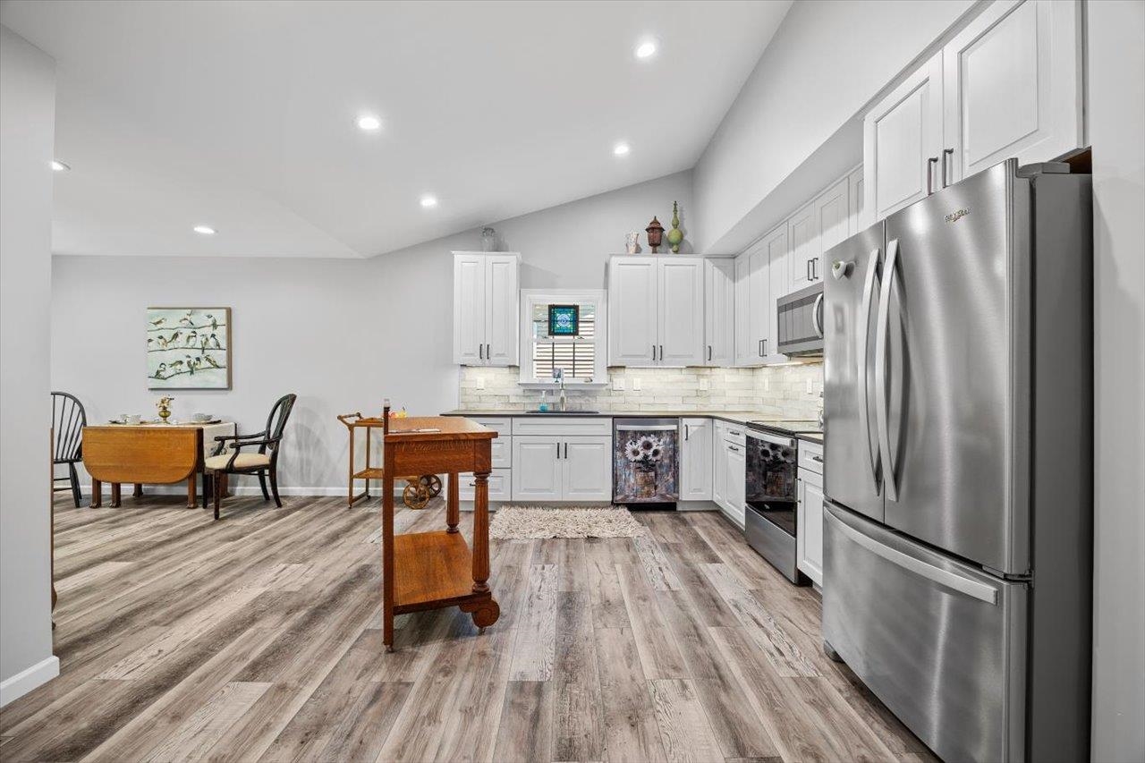 7 OAK VIEW DR, STAUNTON, Virginia 24401, 3 Bedrooms Bedrooms, ,2 BathroomsBathrooms,Residential,7 OAK VIEW DR,666206 MLS # 666206