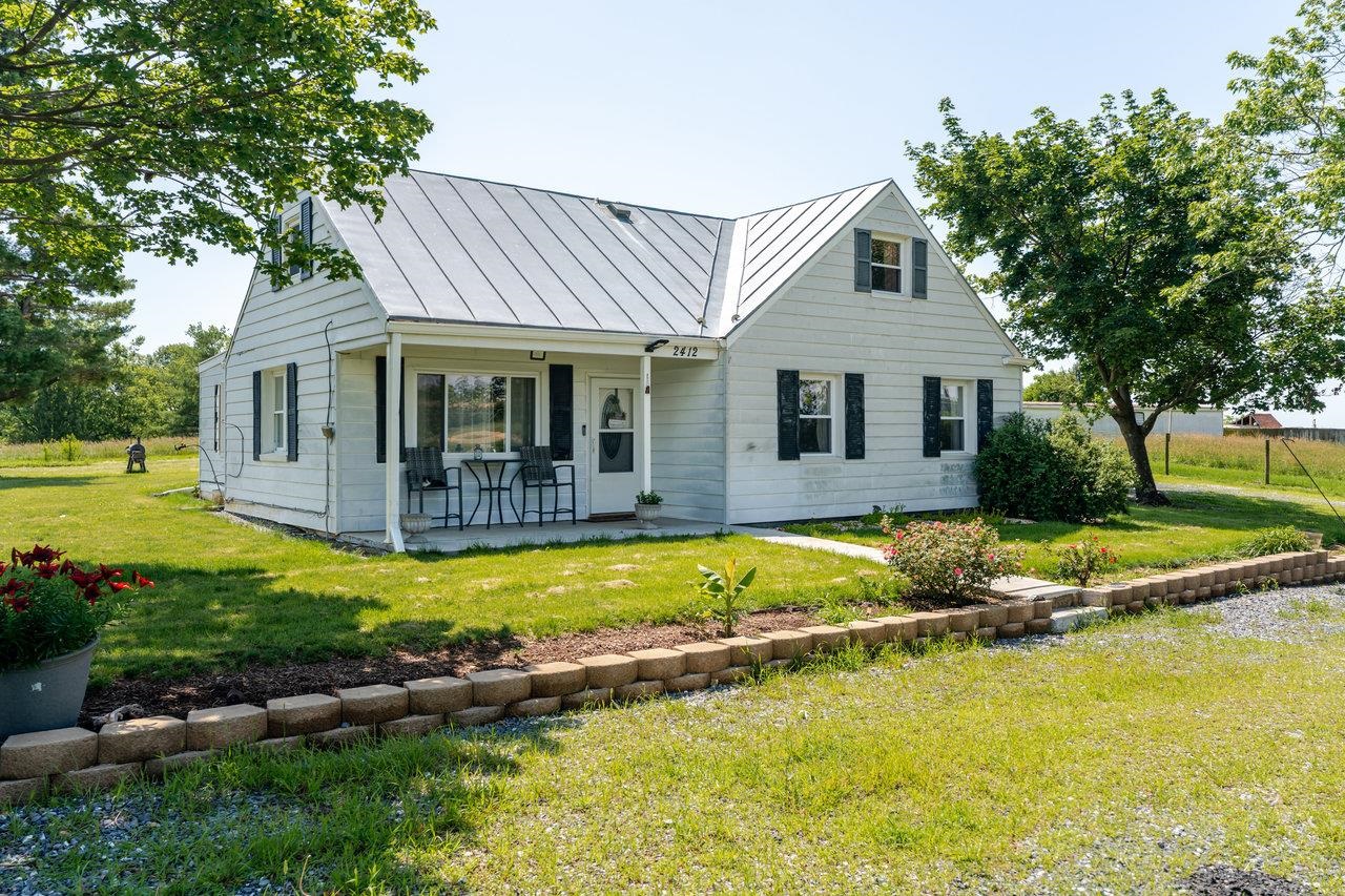 2412 COOKS CREEK RD, ROCKINGHAM, Virginia 22801, 3 Bedrooms Bedrooms, ,2 BathroomsBathrooms,Residential,2412 COOKS CREEK RD,666207 MLS # 666207