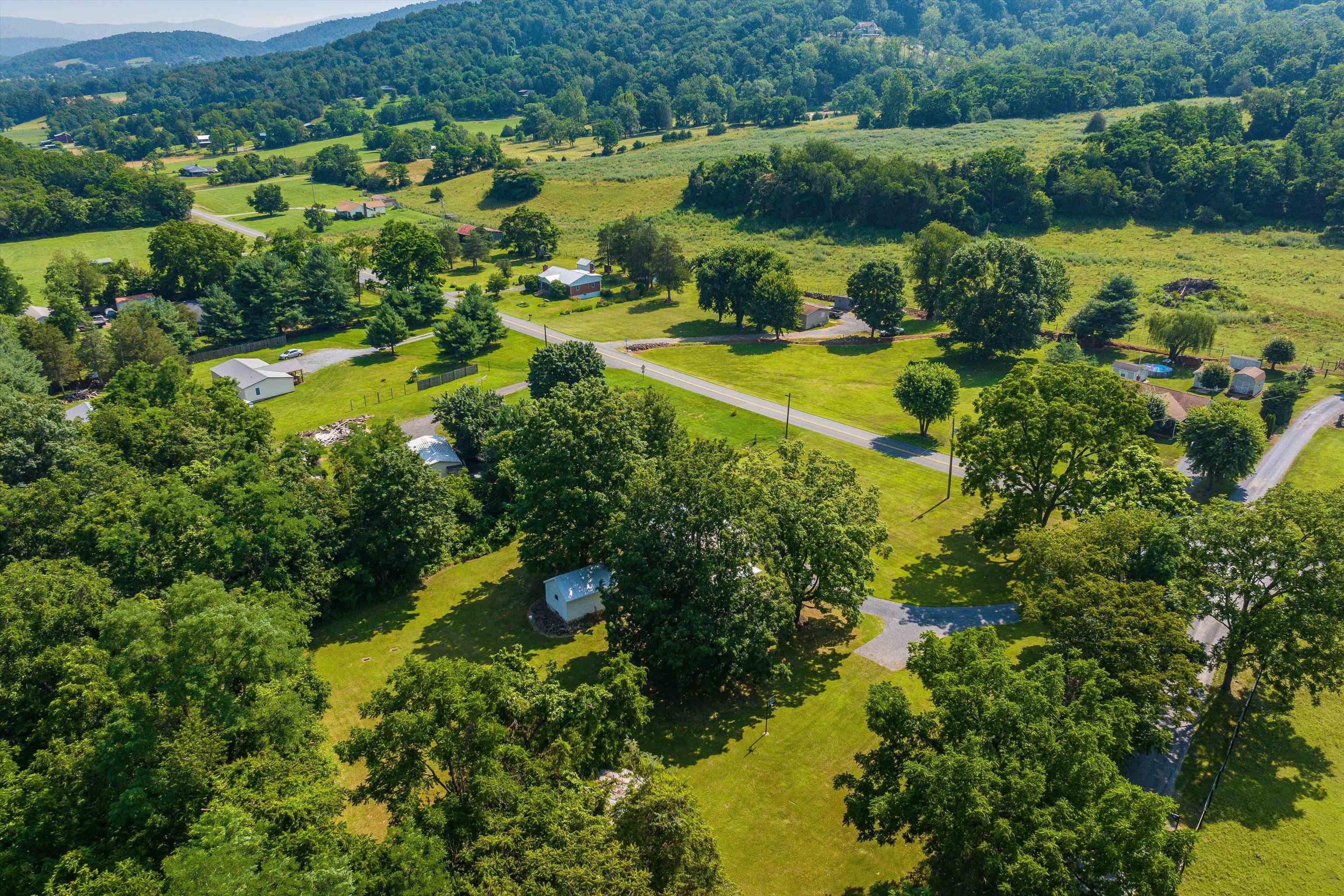 3914 IDA RD, LURAY, Virginia 22835, 3 Bedrooms Bedrooms, ,2 BathroomsBathrooms,Residential,3914 IDA RD,666208 MLS # 666208