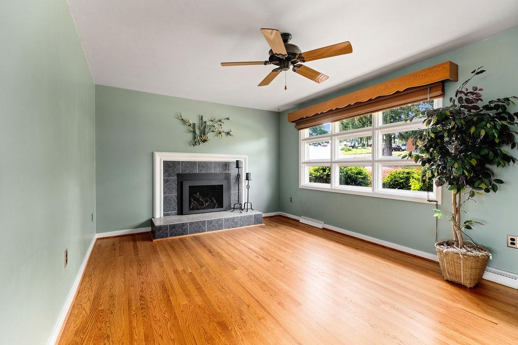 304 BURNLEY DR, STAUNTON, Virginia 24401, 4 Bedrooms Bedrooms, ,3 BathroomsBathrooms,Residential,304 BURNLEY DR,666209 MLS # 666209