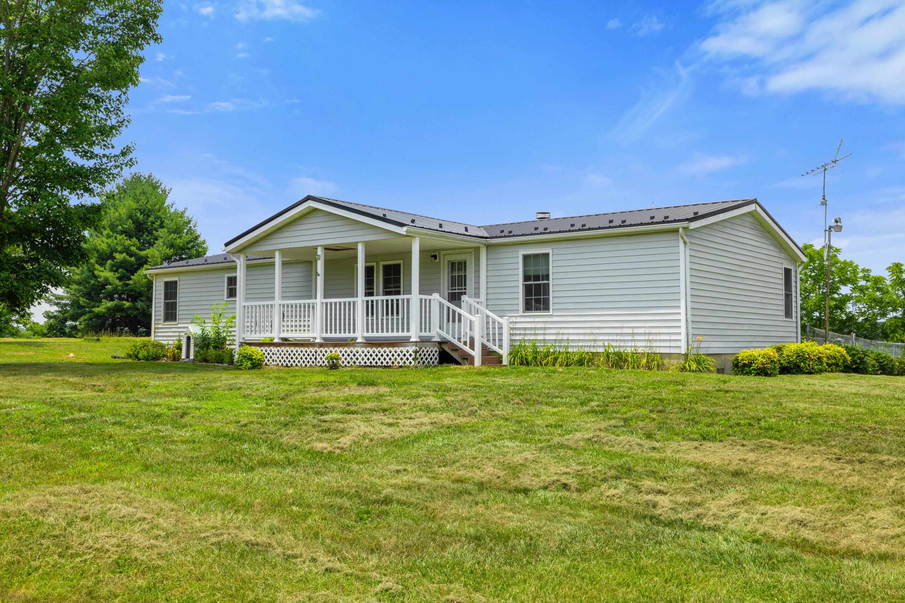 634 PATTERSON MILL RD, GROTTOES, Virginia 24441, 3 Bedrooms Bedrooms, ,2 BathroomsBathrooms,Residential,634 PATTERSON MILL RD,666215 MLS # 666215