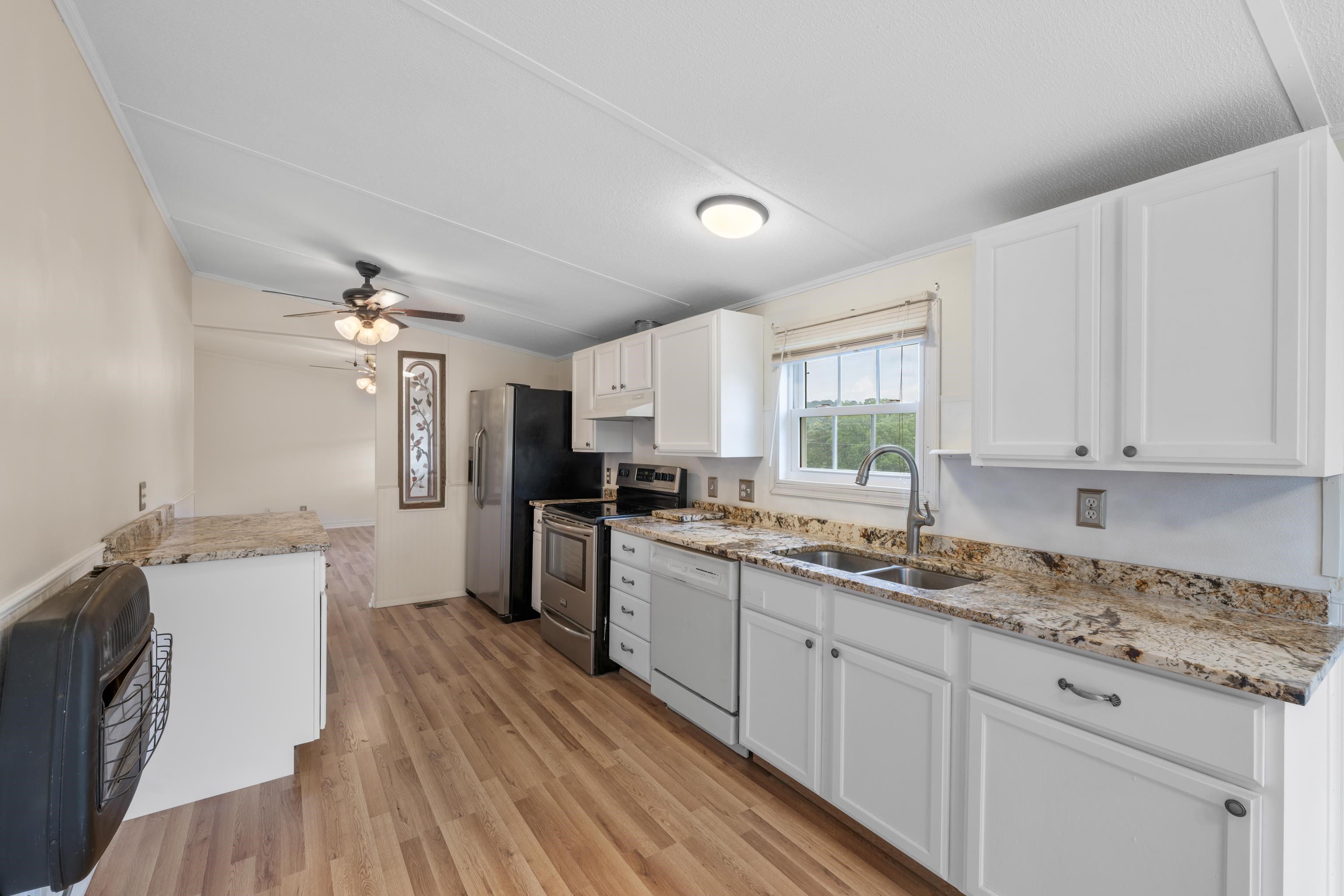 634 PATTERSON MILL RD, GROTTOES, Virginia 24441, 3 Bedrooms Bedrooms, ,2 BathroomsBathrooms,Residential,634 PATTERSON MILL RD,666215 MLS # 666215