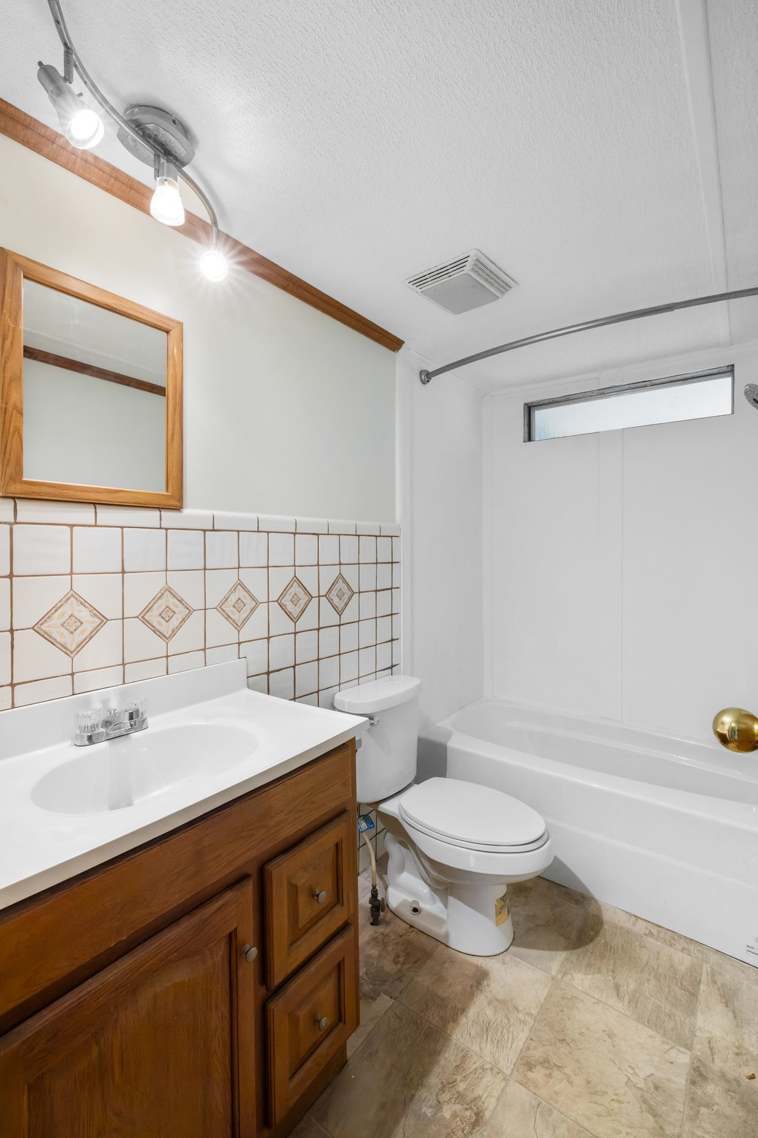 634 PATTERSON MILL RD, GROTTOES, Virginia 24441, 3 Bedrooms Bedrooms, ,2 BathroomsBathrooms,Residential,634 PATTERSON MILL RD,666215 MLS # 666215