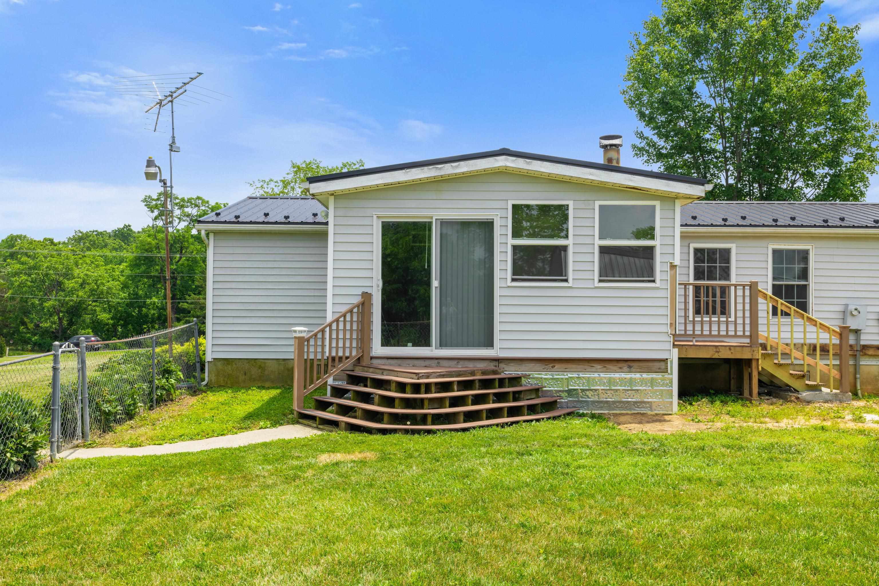 634 PATTERSON MILL RD, GROTTOES, Virginia 24441, 3 Bedrooms Bedrooms, ,2 BathroomsBathrooms,Residential,634 PATTERSON MILL RD,666215 MLS # 666215