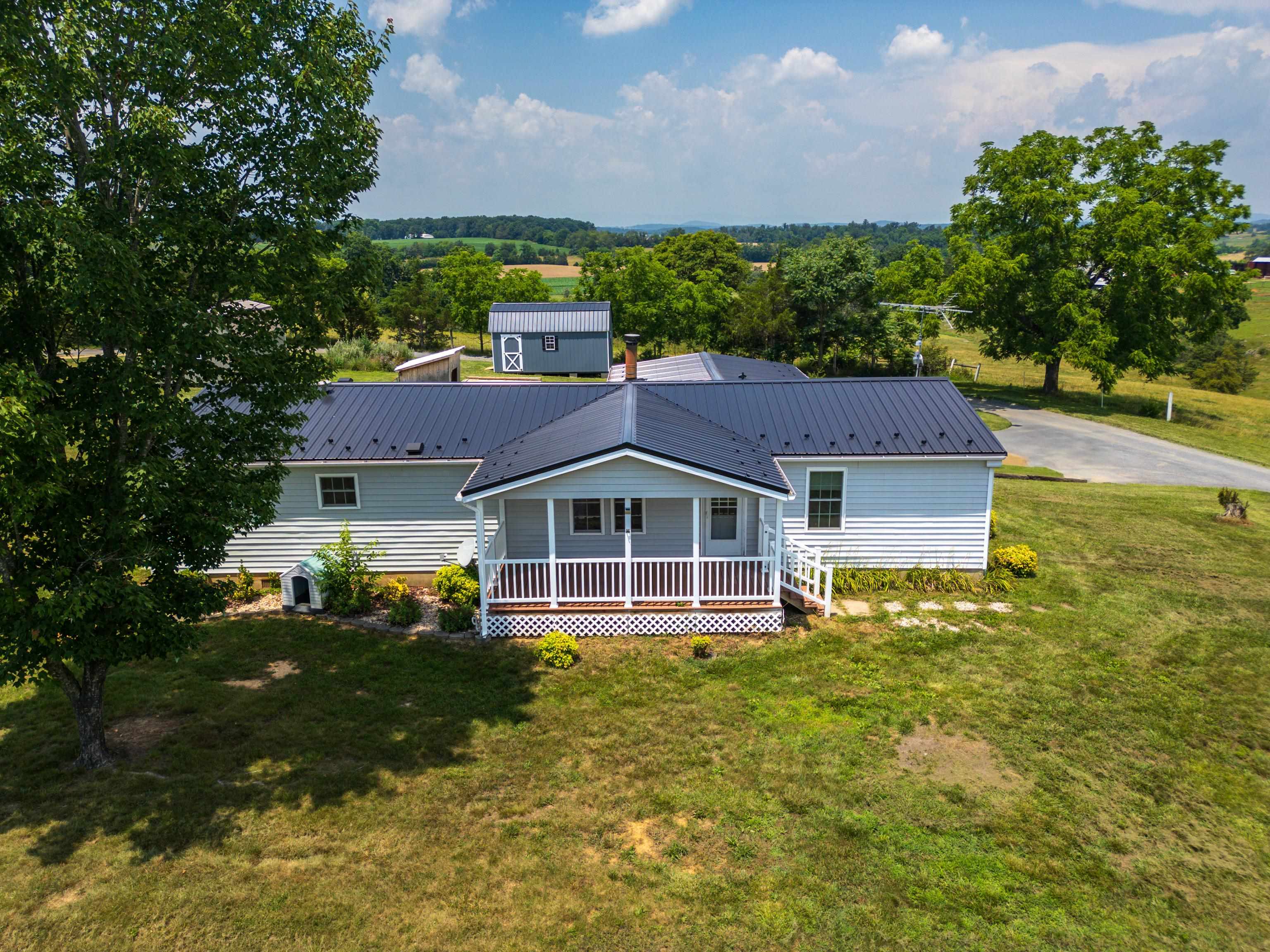 634 PATTERSON MILL RD, GROTTOES, Virginia 24441, 3 Bedrooms Bedrooms, ,2 BathroomsBathrooms,Residential,634 PATTERSON MILL RD,666215 MLS # 666215