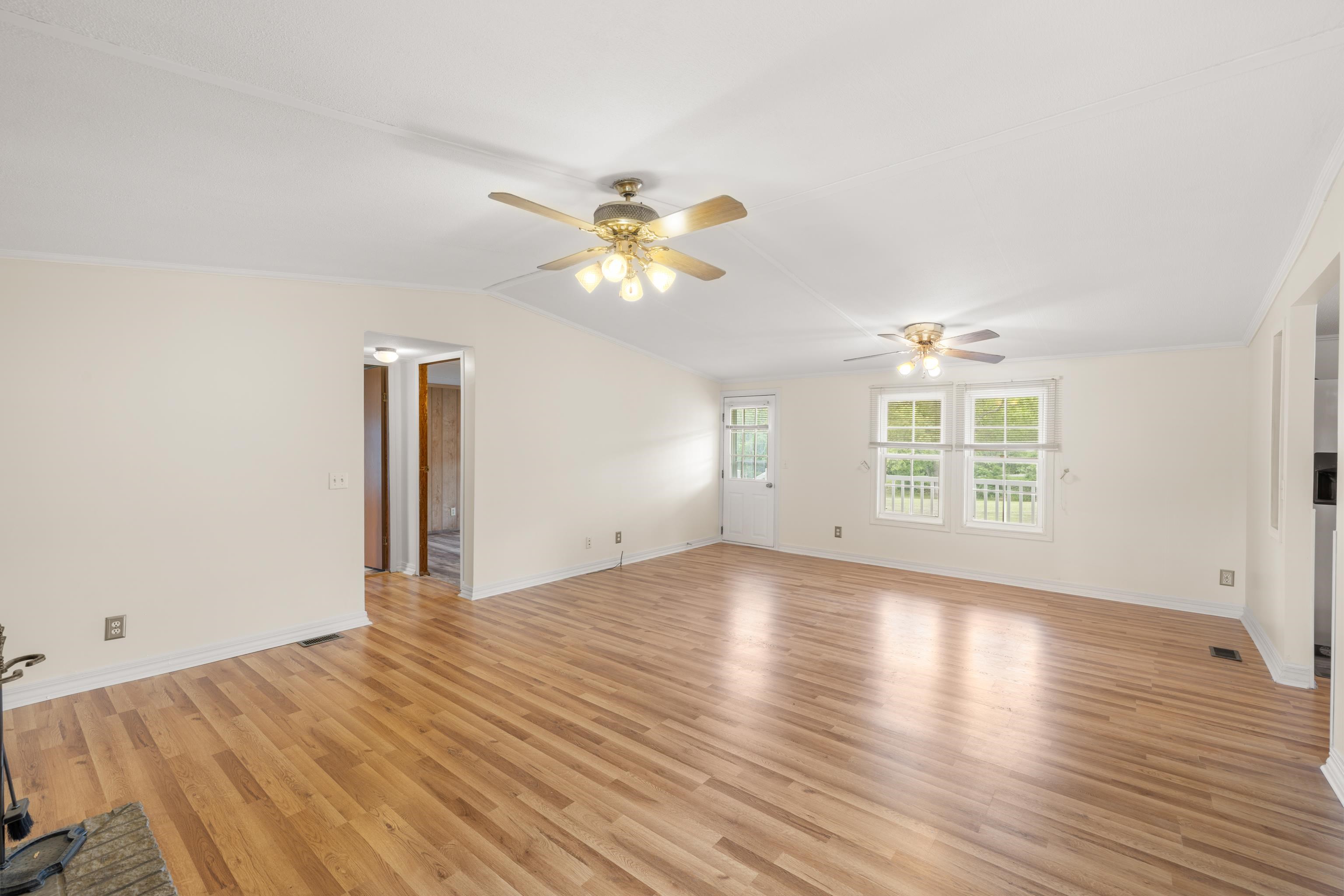 634 PATTERSON MILL RD, GROTTOES, Virginia 24441, 3 Bedrooms Bedrooms, ,2 BathroomsBathrooms,Residential,634 PATTERSON MILL RD,666215 MLS # 666215