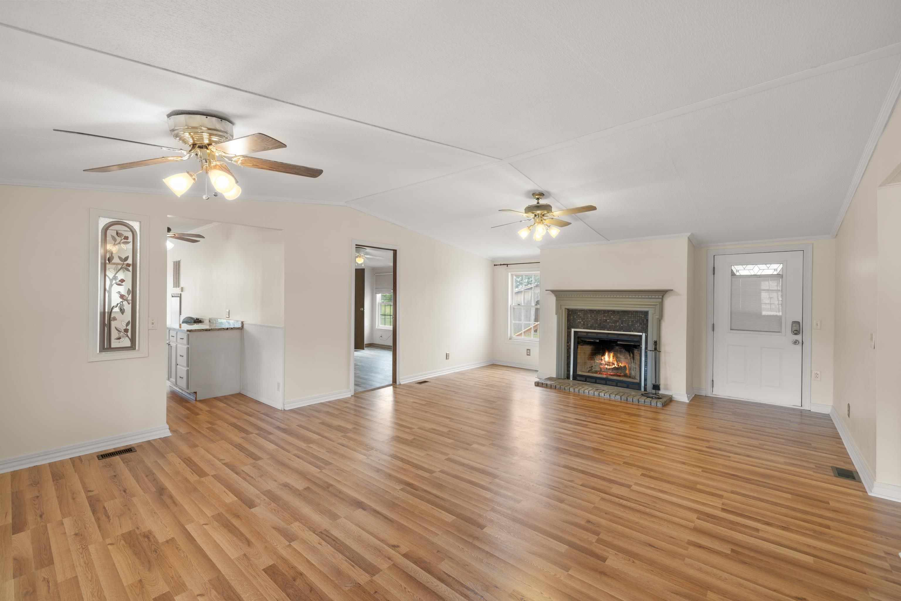 634 PATTERSON MILL RD, GROTTOES, Virginia 24441, 3 Bedrooms Bedrooms, ,2 BathroomsBathrooms,Residential,634 PATTERSON MILL RD,666215 MLS # 666215