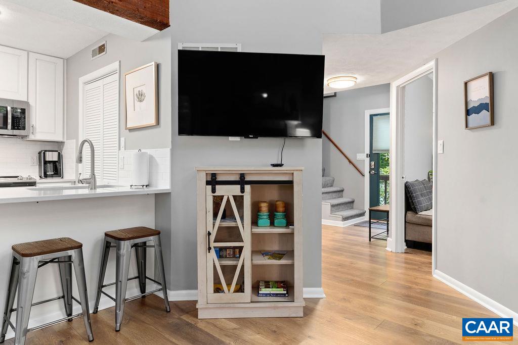 461 THREE RIDGES CONDOS, ROSELAND, Virginia 22967, 2 Bedrooms Bedrooms, ,2 BathroomsBathrooms,Residential,461 THREE RIDGES CONDOS,666217 MLS # 666217