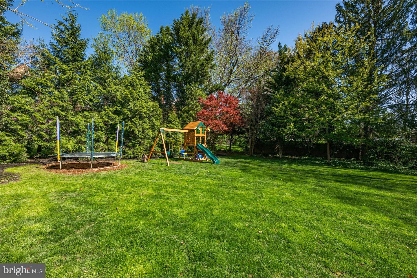 2503 N JEFFERSON ST, ARLINGTON, Virginia 22207, 6 Bedrooms Bedrooms, ,4 BathroomsBathrooms,Residential,For sale,2503 N JEFFERSON ST,VAAR2055930 MLS # VAAR2055930
