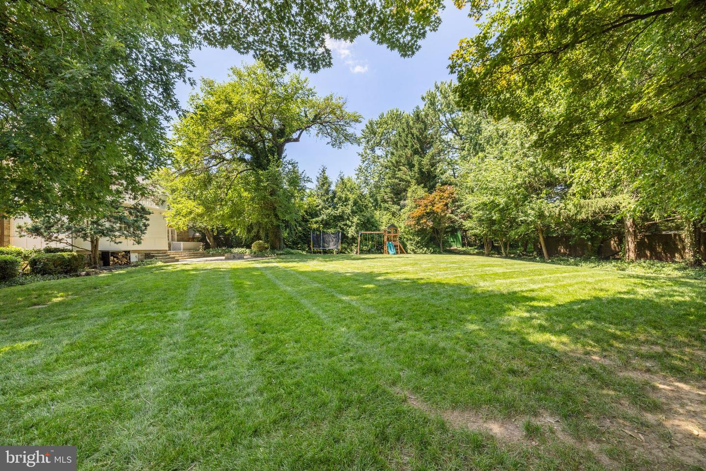 2503 N JEFFERSON ST, ARLINGTON, Virginia 22207, 6 Bedrooms Bedrooms, ,4 BathroomsBathrooms,Residential,For sale,2503 N JEFFERSON ST,VAAR2055930 MLS # VAAR2055930
