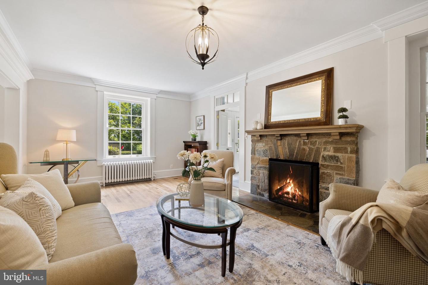 2503 N JEFFERSON ST, ARLINGTON, Virginia 22207, 6 Bedrooms Bedrooms, ,4 BathroomsBathrooms,Residential,For sale,2503 N JEFFERSON ST,VAAR2055930 MLS # VAAR2055930