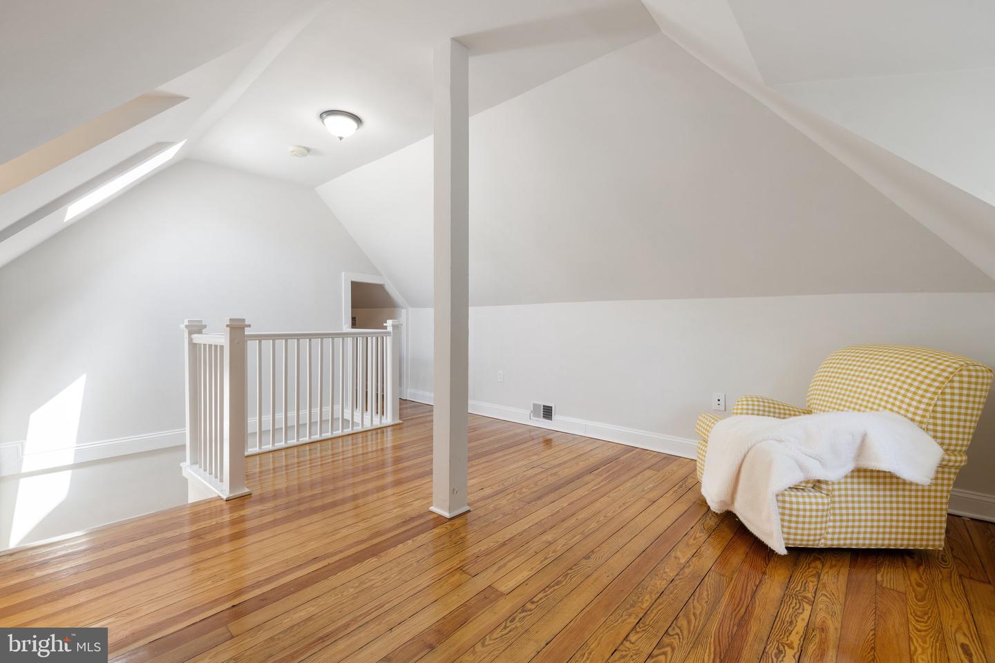 2503 N JEFFERSON ST, ARLINGTON, Virginia 22207, 6 Bedrooms Bedrooms, ,4 BathroomsBathrooms,Residential,For sale,2503 N JEFFERSON ST,VAAR2055930 MLS # VAAR2055930