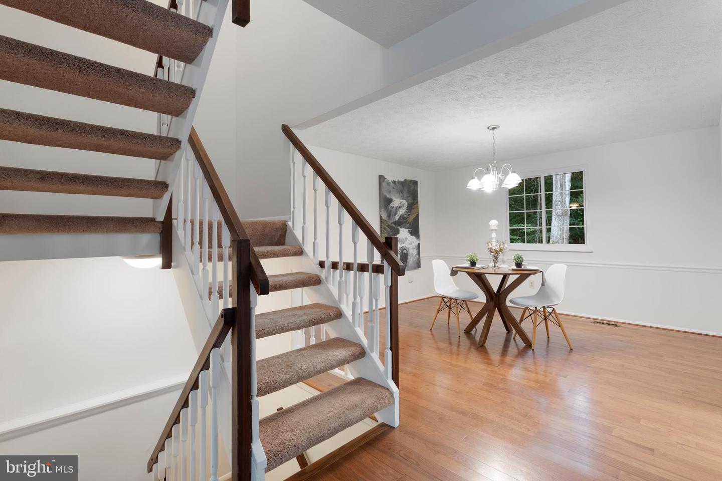 2323 MIDDLE CREEK LN, RESTON, Virginia 20191, 3 Bedrooms Bedrooms, ,2 BathroomsBathrooms,Residential,For sale,2323 MIDDLE CREEK LN,VAFX2234024 MLS # VAFX2234024