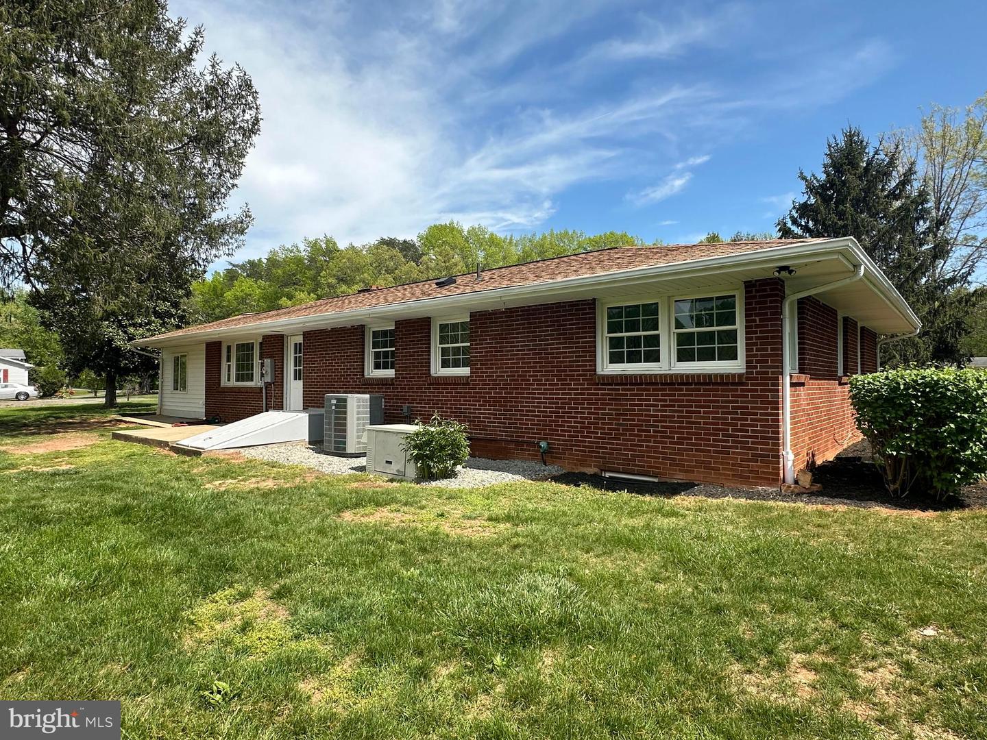 9377 GENERAL WINDER RD, RAPIDAN, Virginia 22733, 3 Bedrooms Bedrooms, ,2 BathroomsBathrooms,Residential,For sale,9377 GENERAL WINDER RD,VACU2010338 MLS # VACU2010338