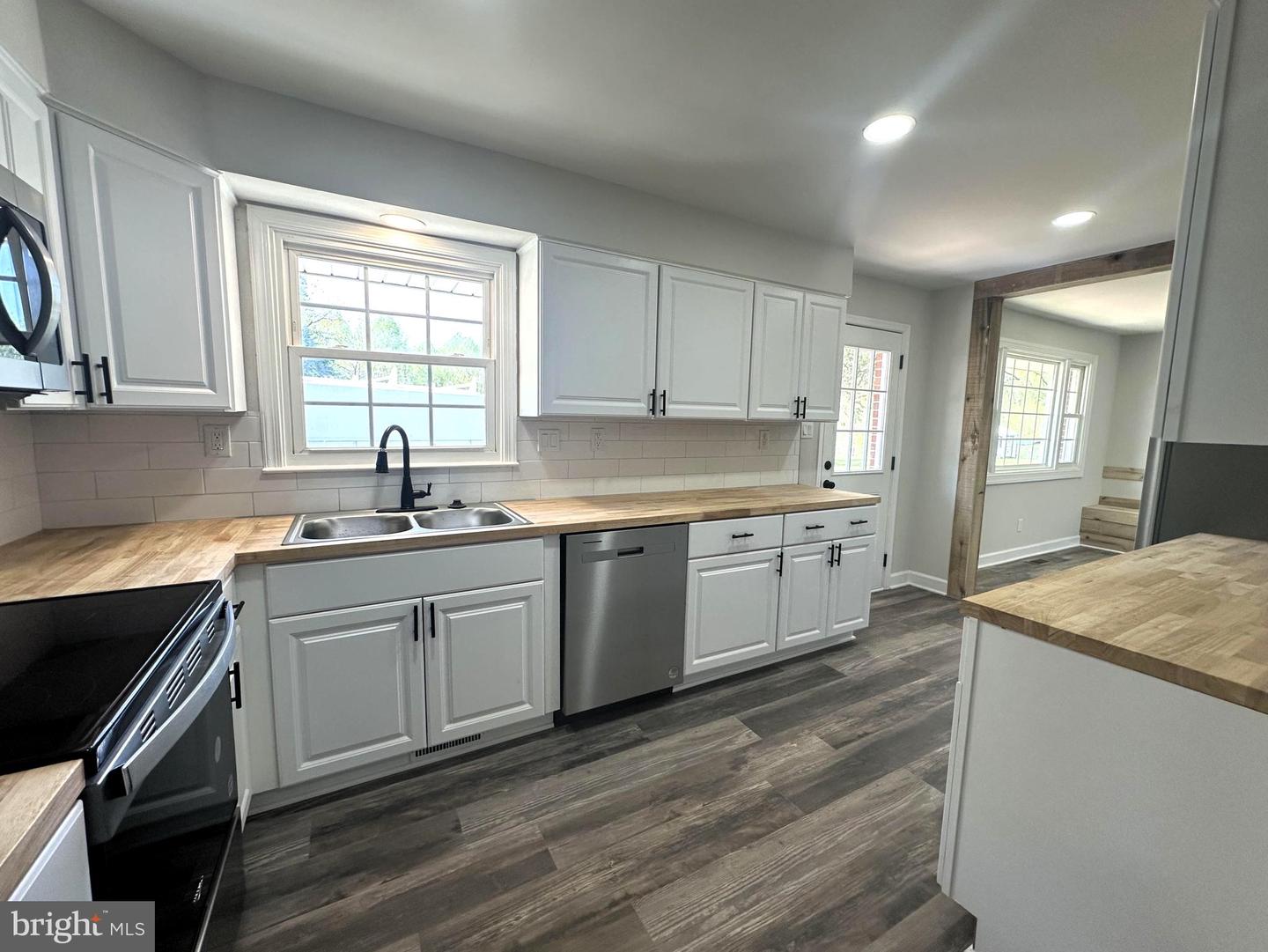 9377 GENERAL WINDER RD, RAPIDAN, Virginia 22733, 3 Bedrooms Bedrooms, ,2 BathroomsBathrooms,Residential,For sale,9377 GENERAL WINDER RD,VACU2010338 MLS # VACU2010338
