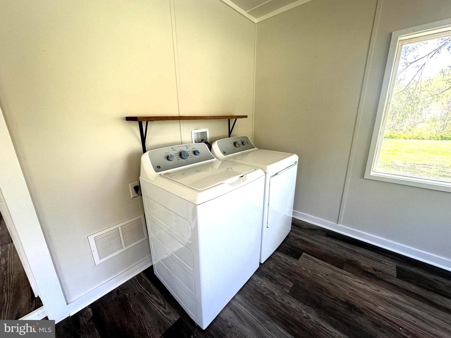 9377 GENERAL WINDER RD, RAPIDAN, Virginia 22733, 3 Bedrooms Bedrooms, ,2 BathroomsBathrooms,Residential,For sale,9377 GENERAL WINDER RD,VACU2010338 MLS # VACU2010338