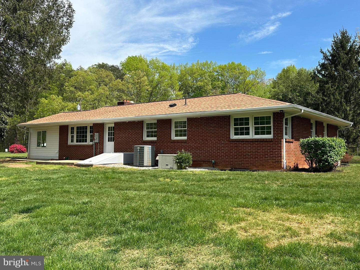 9377 GENERAL WINDER RD, RAPIDAN, Virginia 22733, 3 Bedrooms Bedrooms, ,2 BathroomsBathrooms,Residential,For sale,9377 GENERAL WINDER RD,VACU2010338 MLS # VACU2010338
